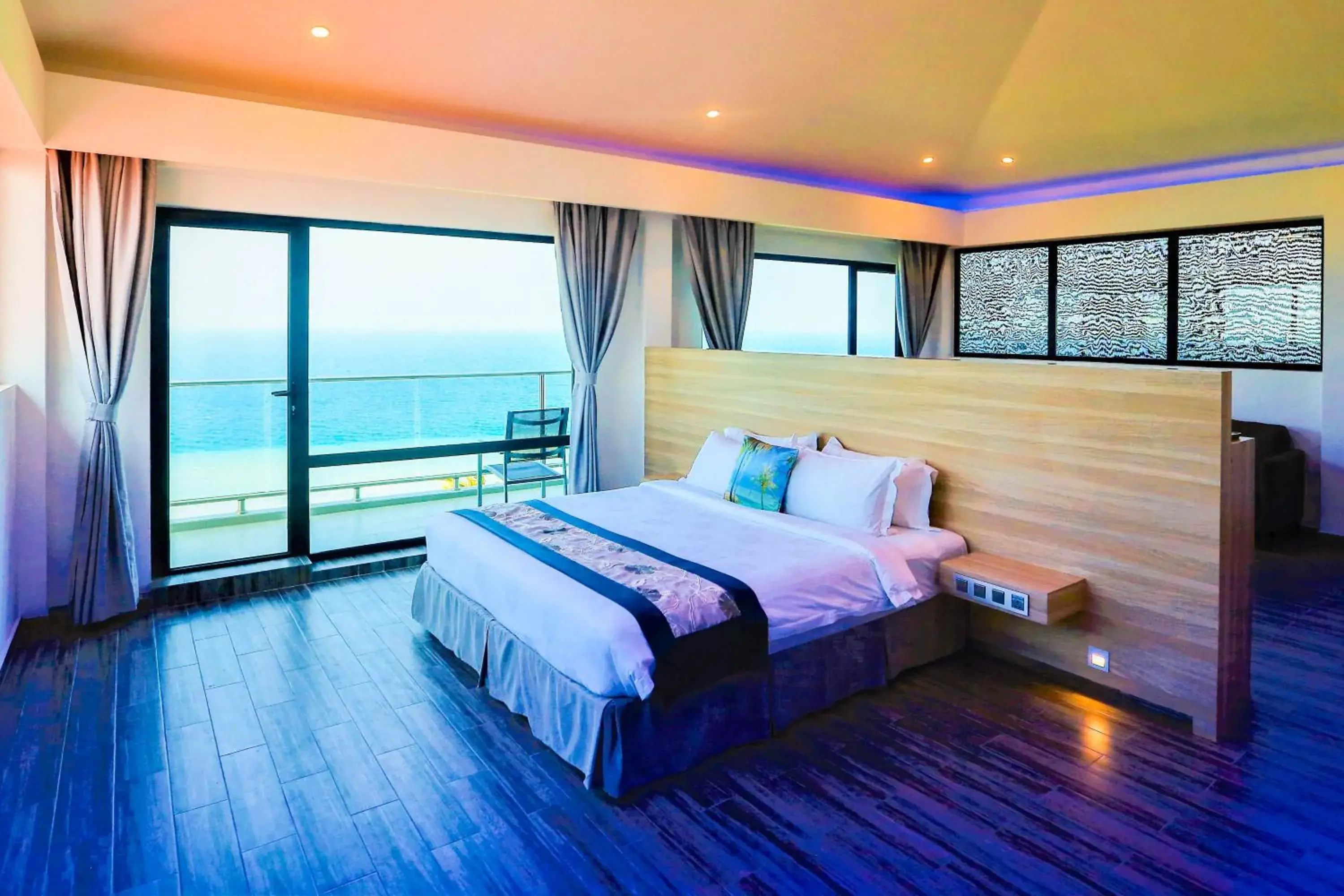King Suite with Balcony and Seaview in Kaani Grand Seaview King Suite with Balcony and Seaview in Kaani Grand Seaview