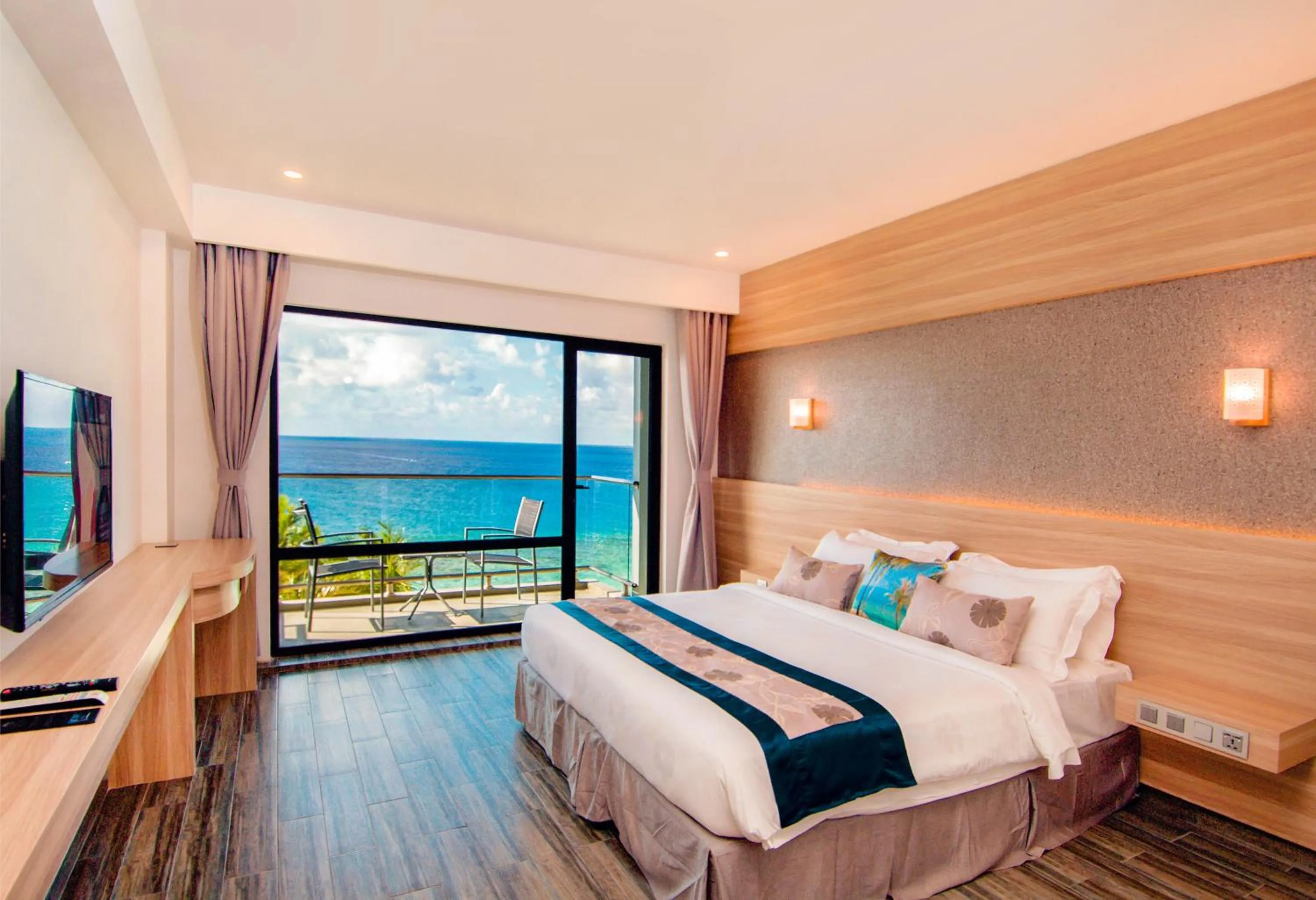 River view, Bed in Kaani Grand Seaview