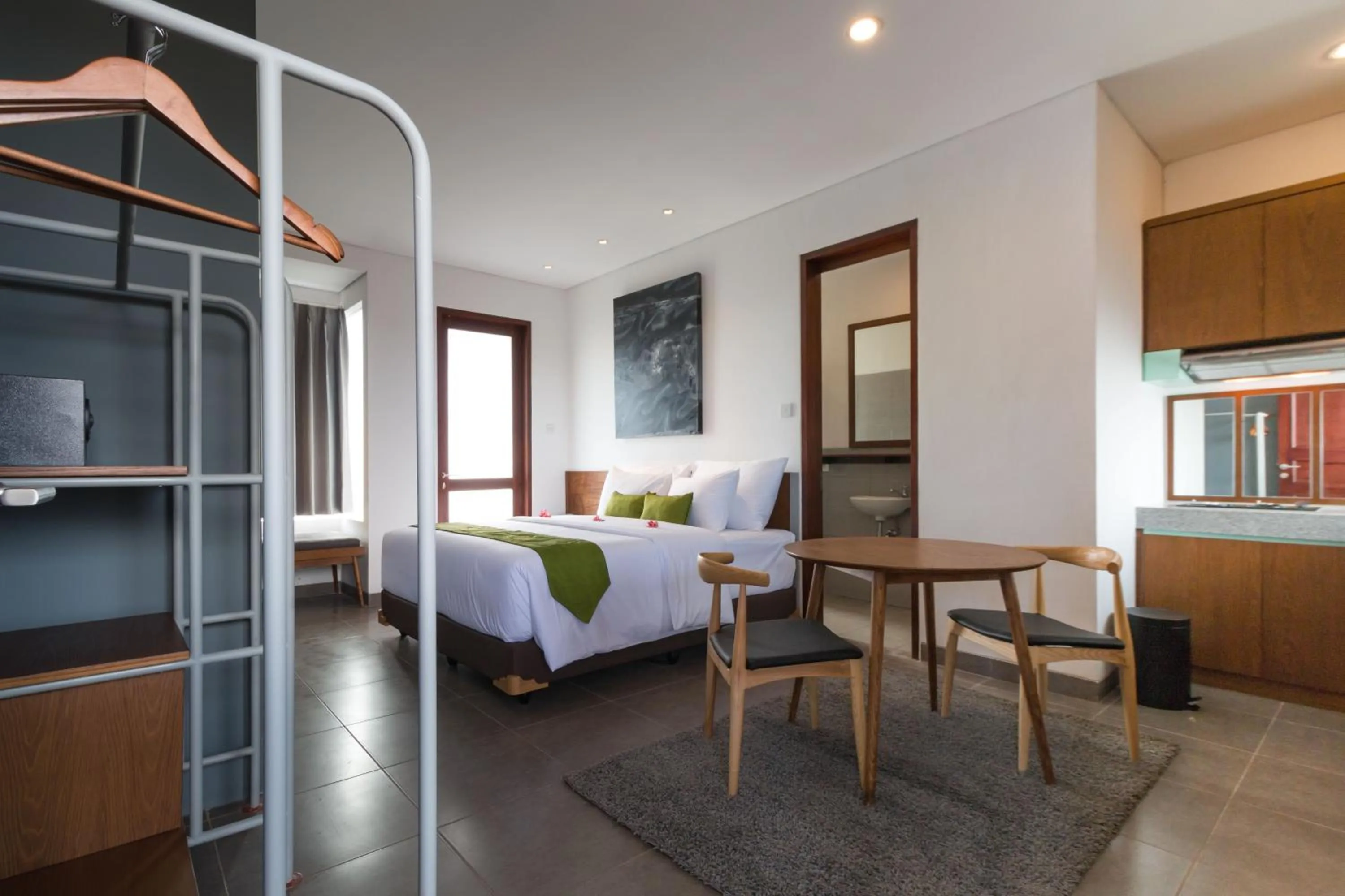 Photo of the whole room, Bed in Sanur Art Villas