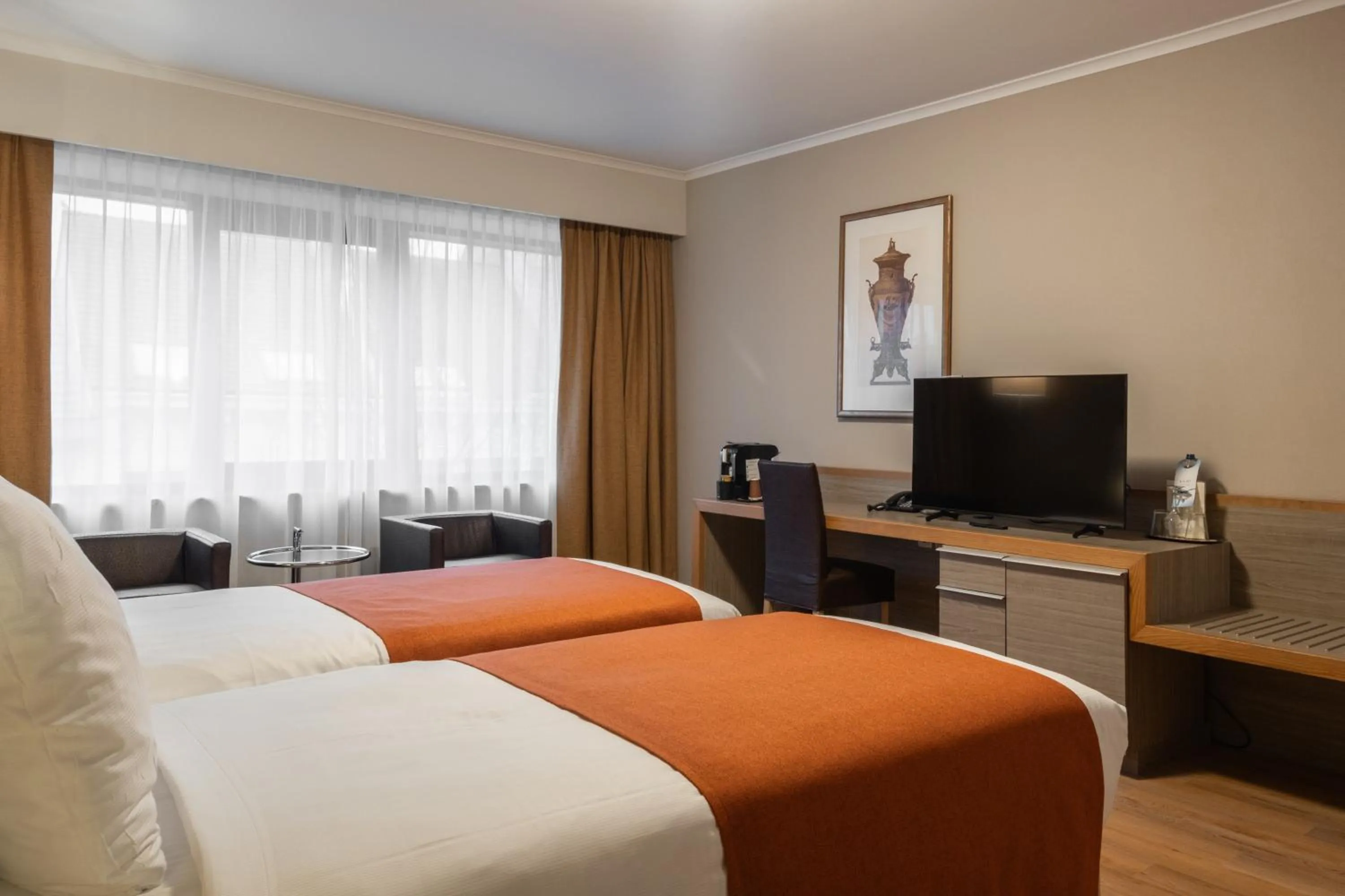 Bedroom, Bed in Hyllit Hotel