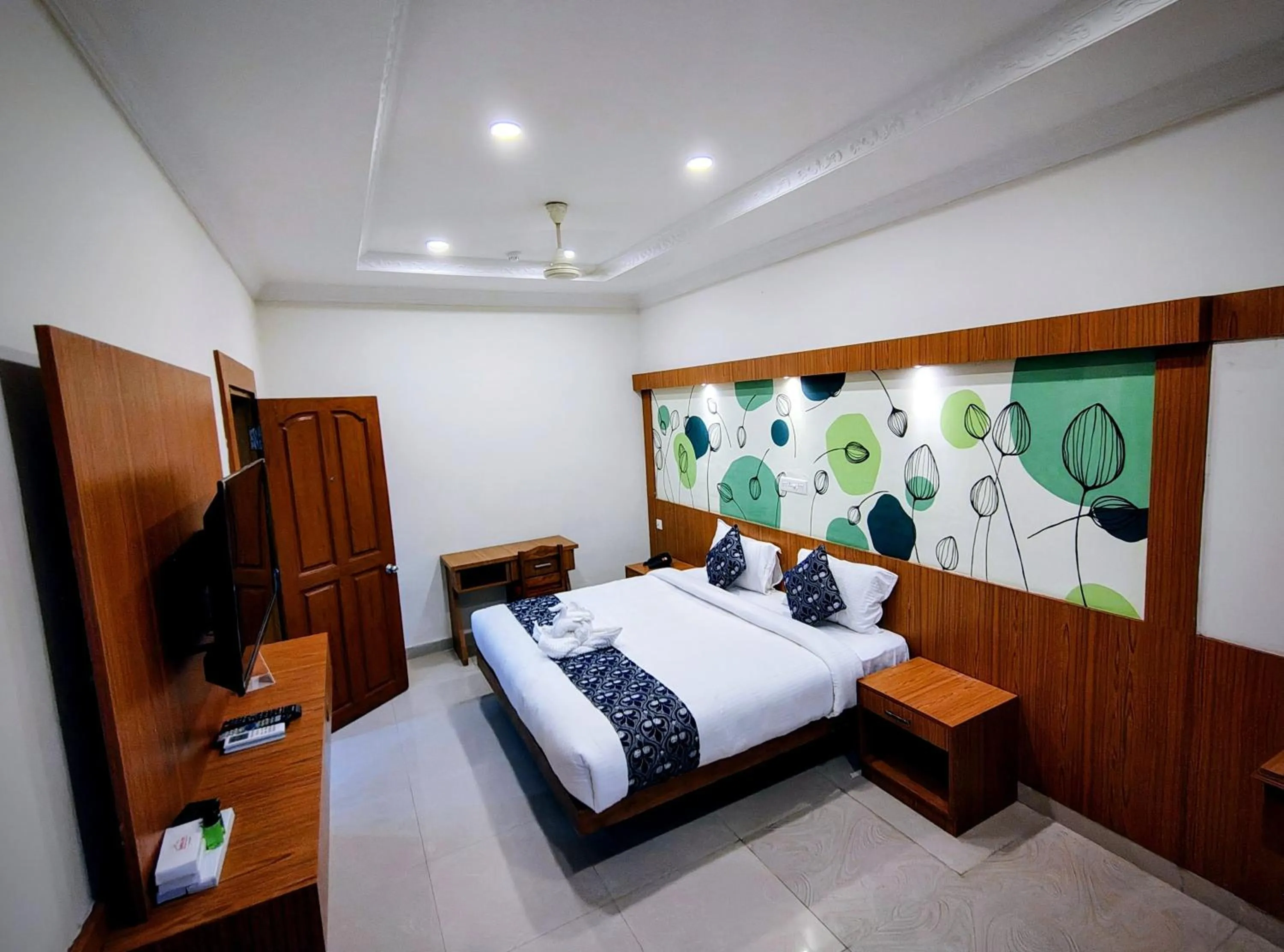 Bedroom, Bed in Sneha Inn