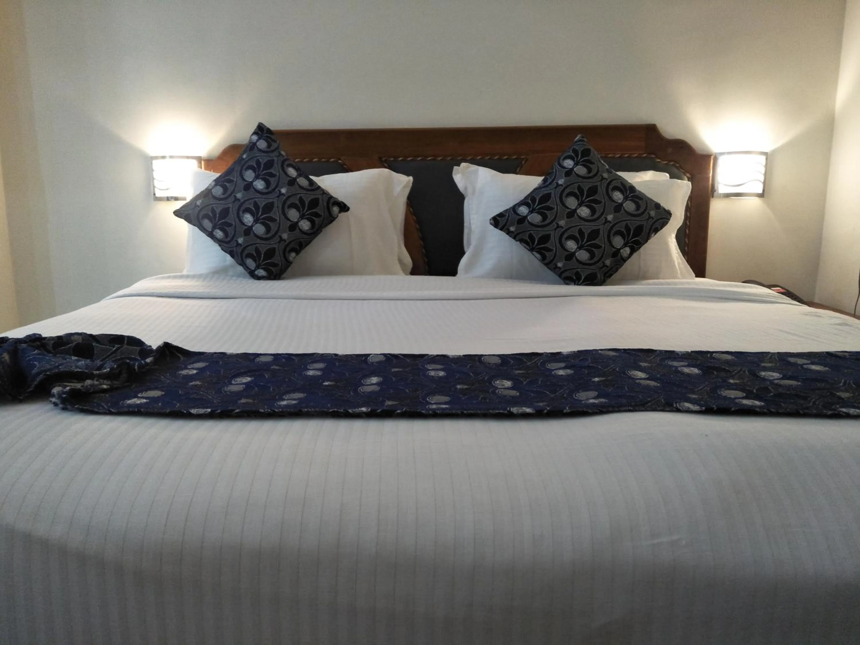 Bedroom, Bed in Sneha Inn