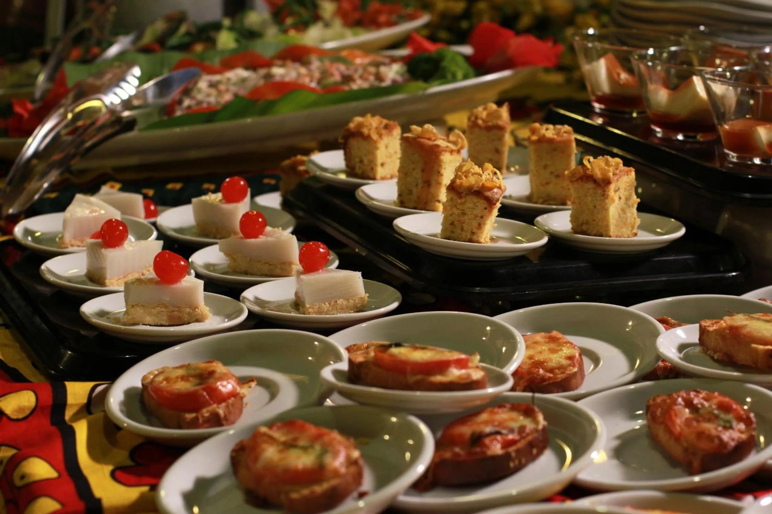 Restaurant/places to eat in Ujamaa Beach Resort