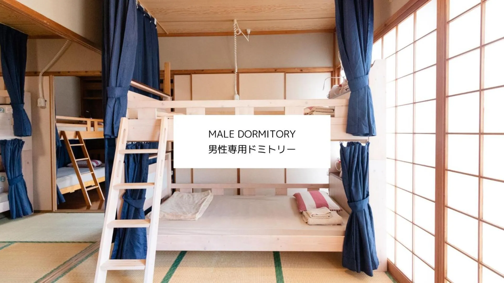 Bed in ALL FRIENDS Guest House