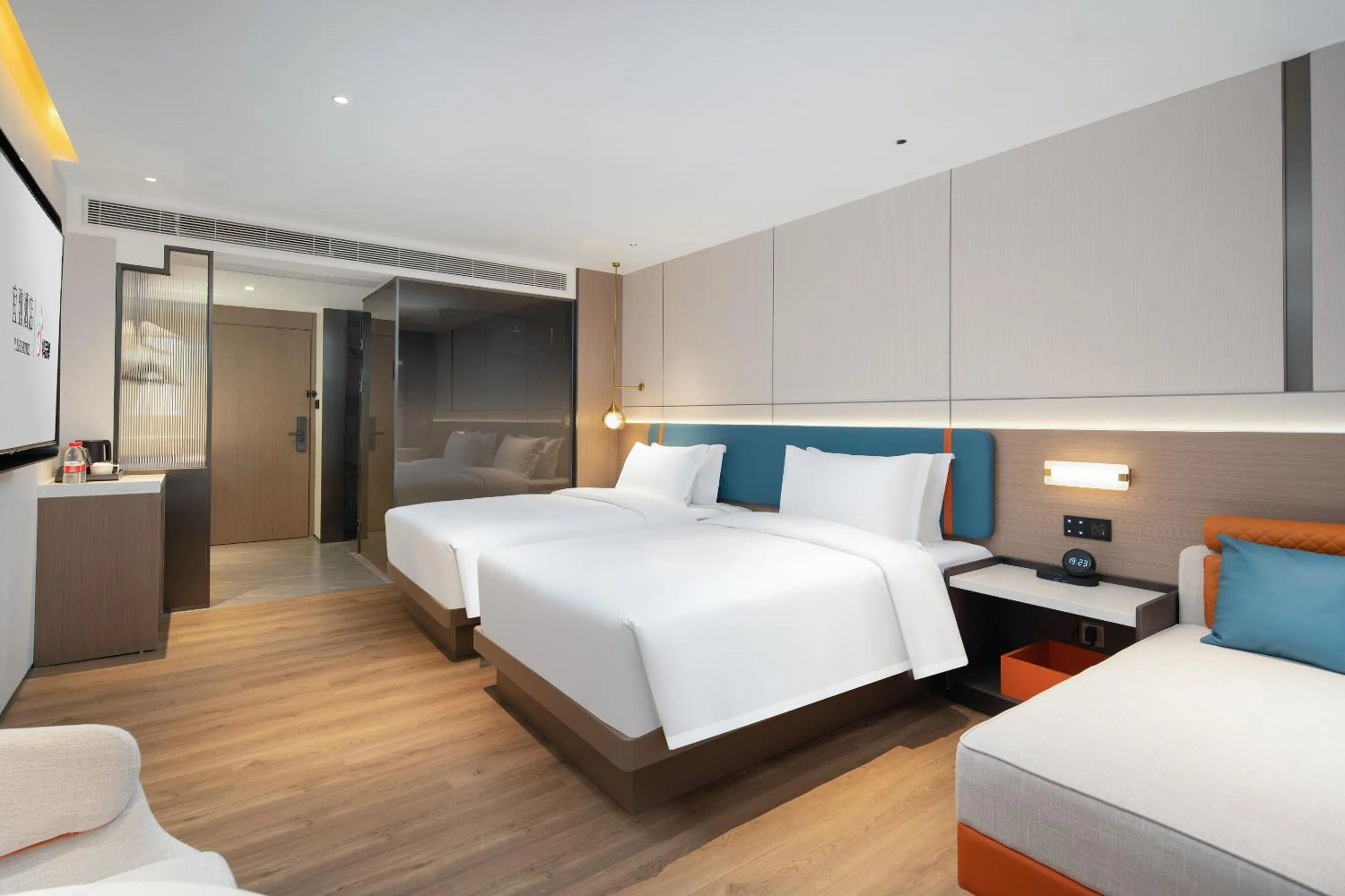 Photo of the whole room, Bed in Yizhi Hotel - Guangzhou Beijing Road Chenjiaxuan Subway Station