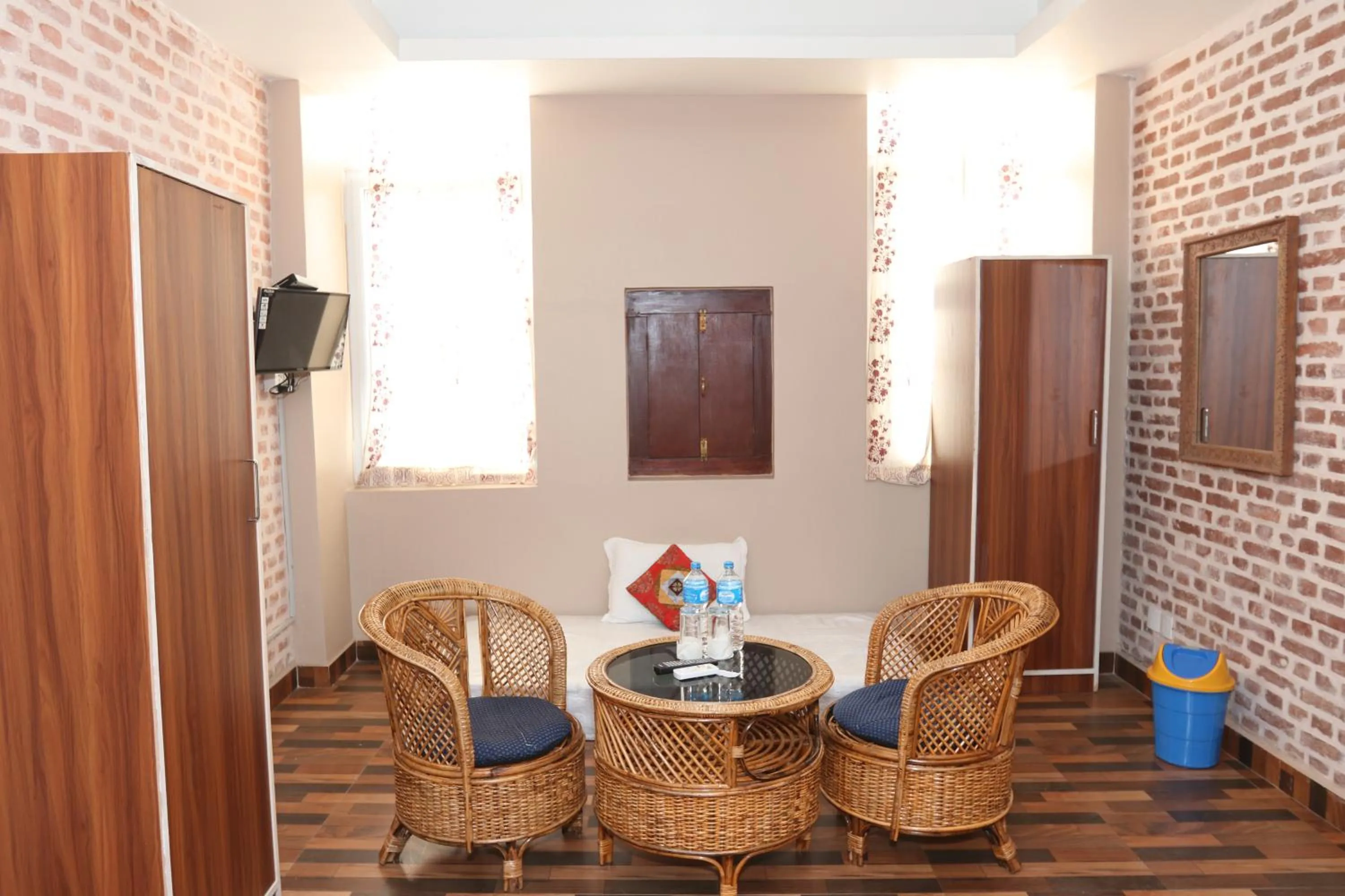 TV and multimedia in The Exotic House