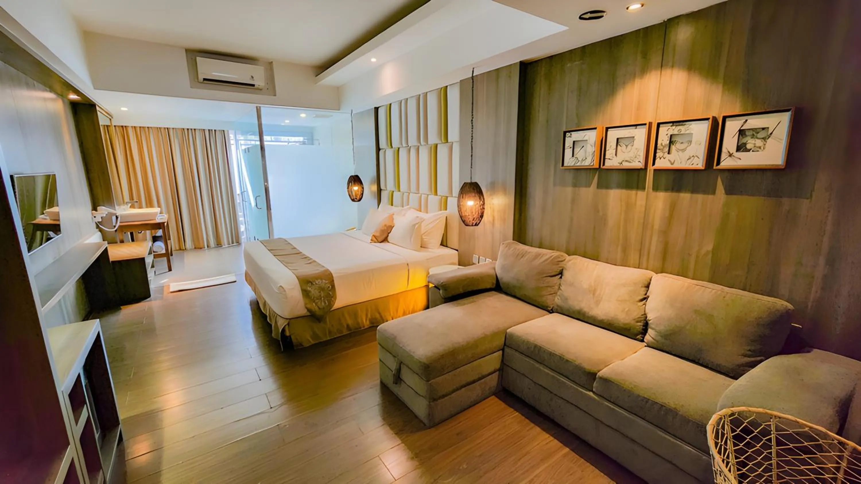 Bed in The Crystal Luxury Bay Resort Nusa Dua