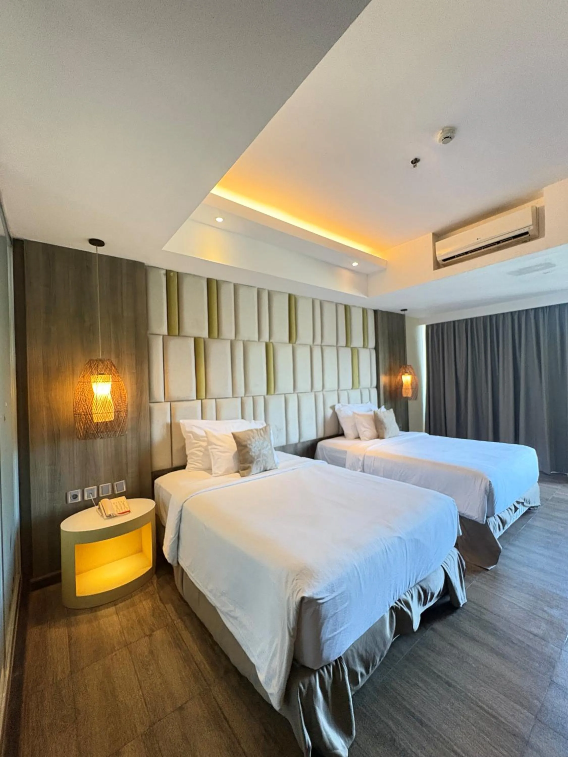 Bed in The Crystal Luxury Bay Resort Nusa Dua