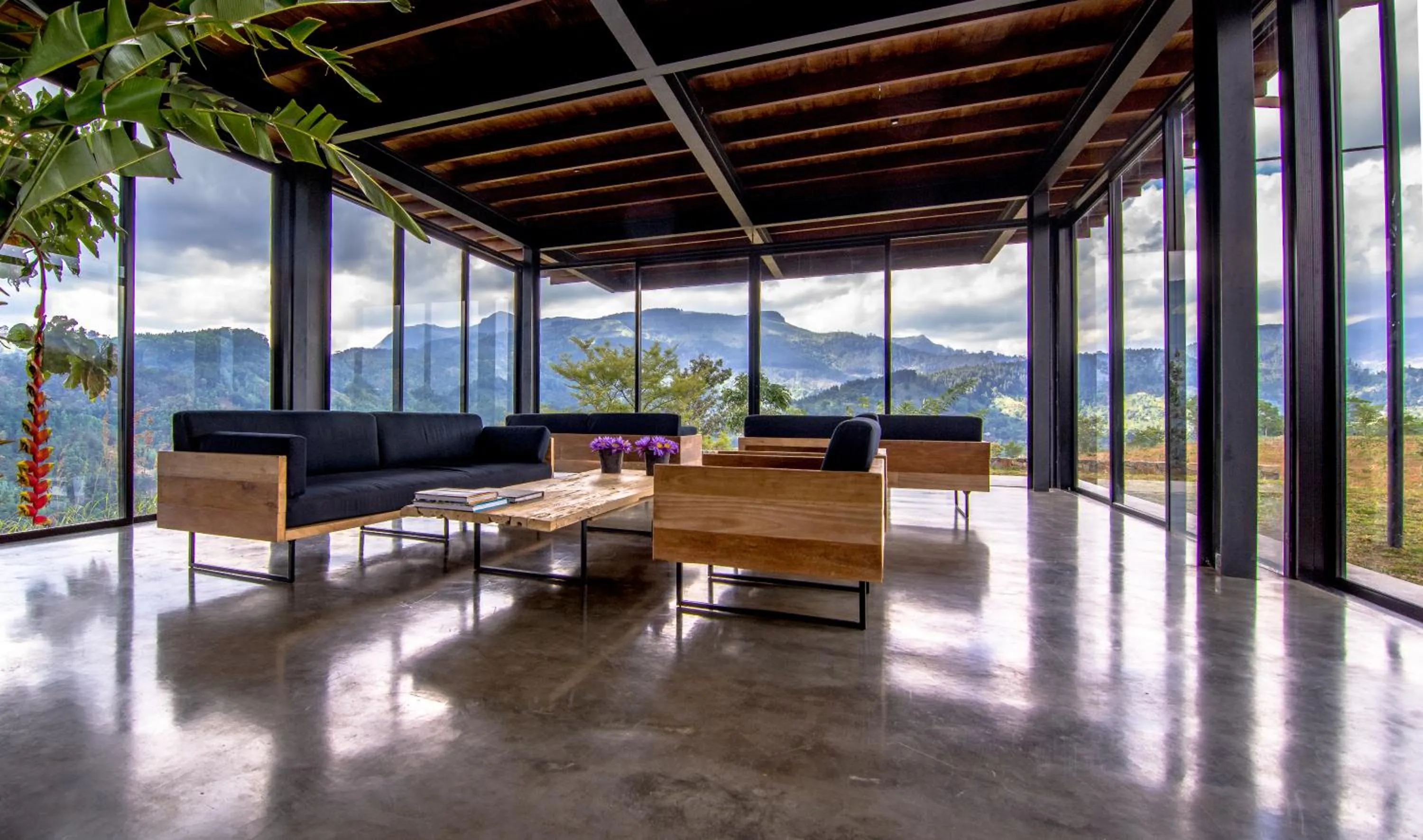 Lounge or bar in Santani Wellness Kandy