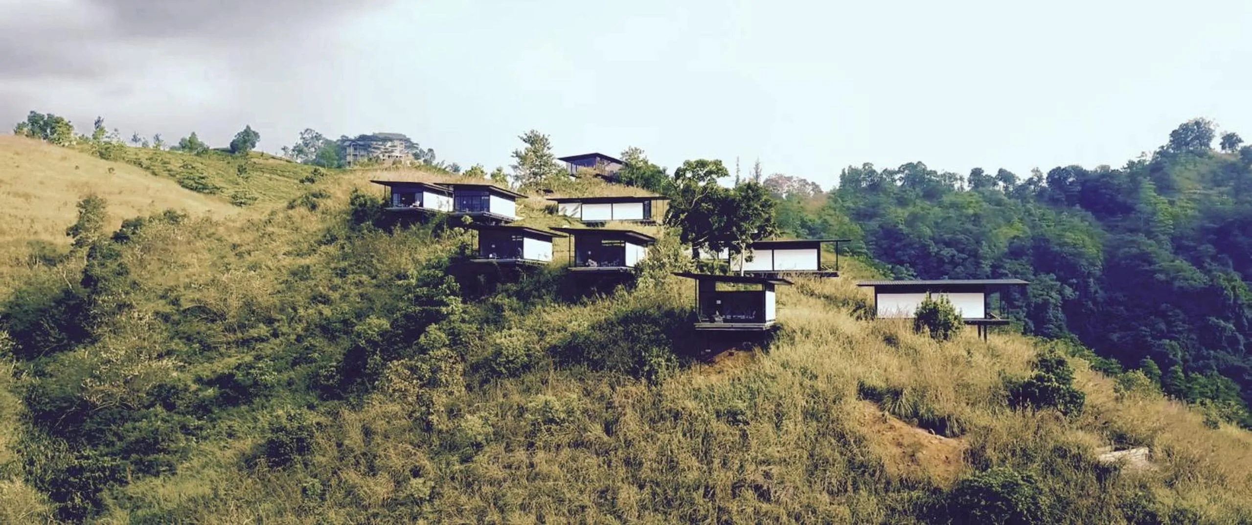 Mountain view in Santani Wellness Kandy