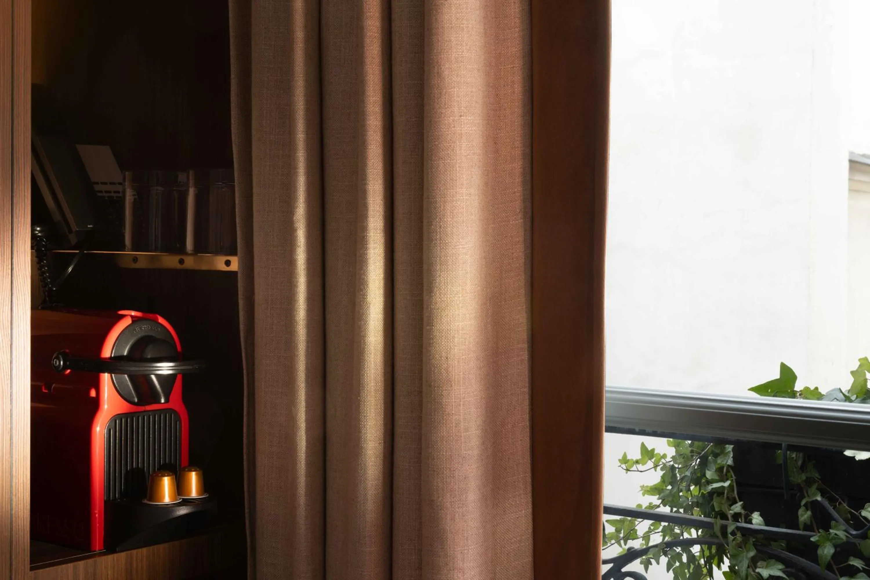 Coffee/tea facilities in Les Jardins Du Luxembourg