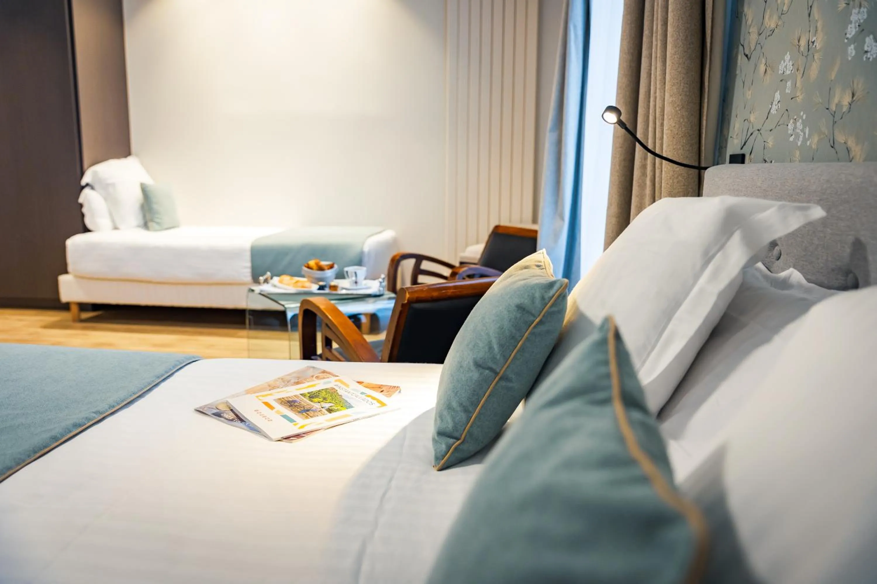 Bed in Grand Hôtel du Luxembourg & Spa