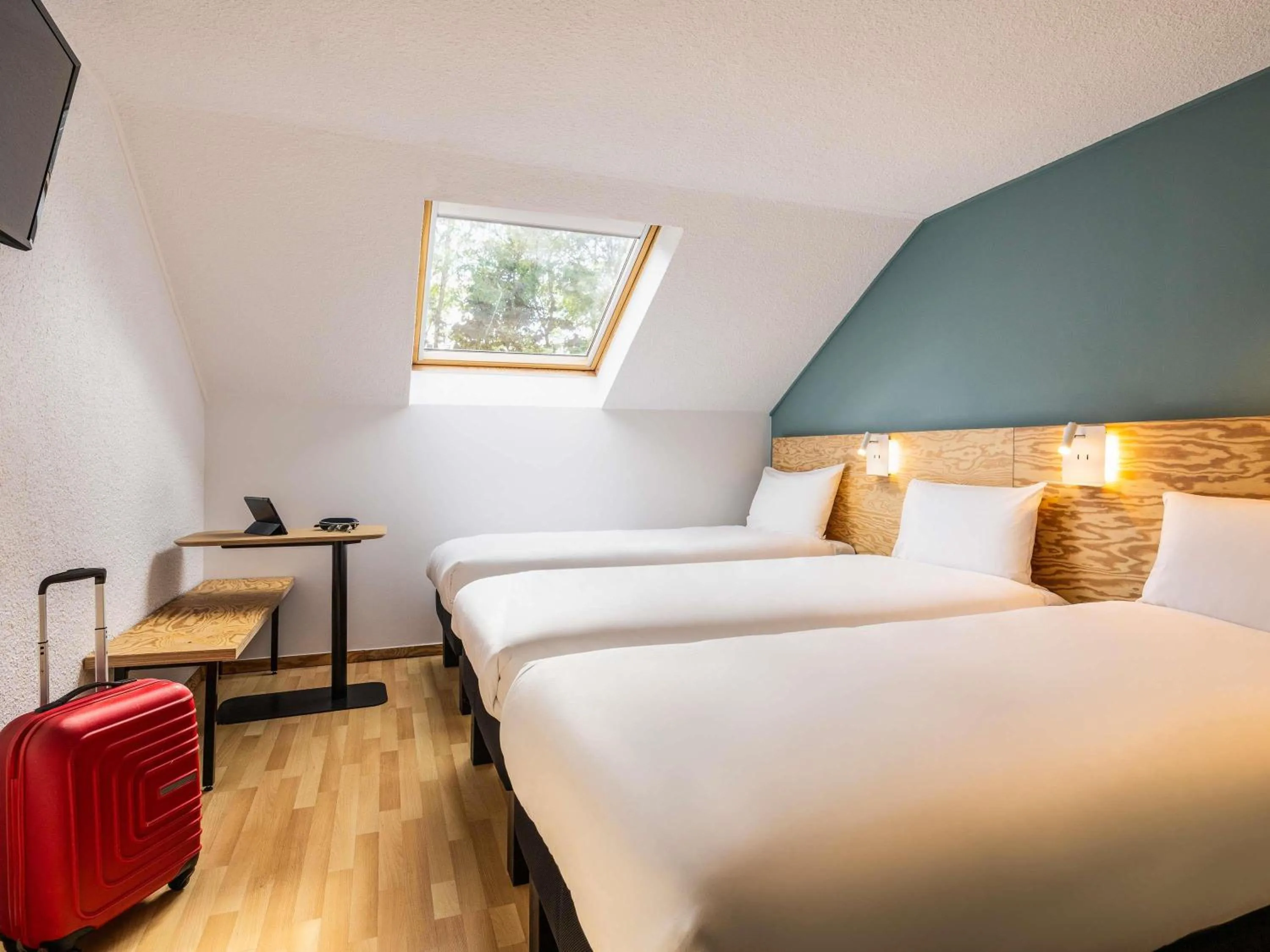 Bedroom, Bed in greet Brussels Airport Zaventem