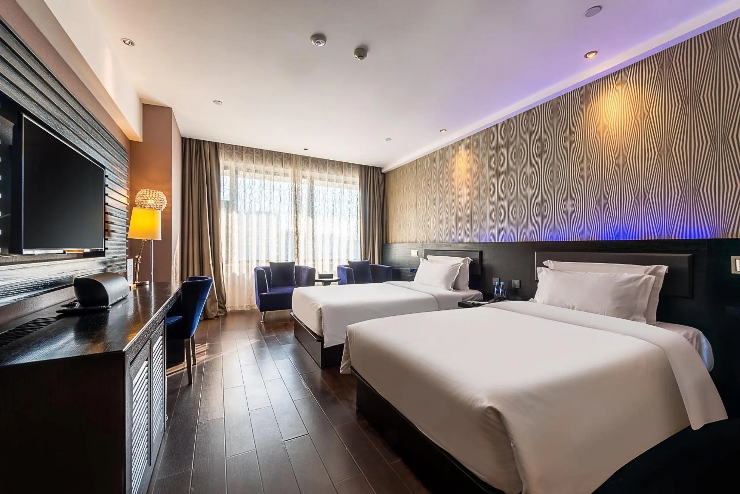 Photo of the whole room, Bed in Crystal Orange Hotel Guangzhou Taojin Branch