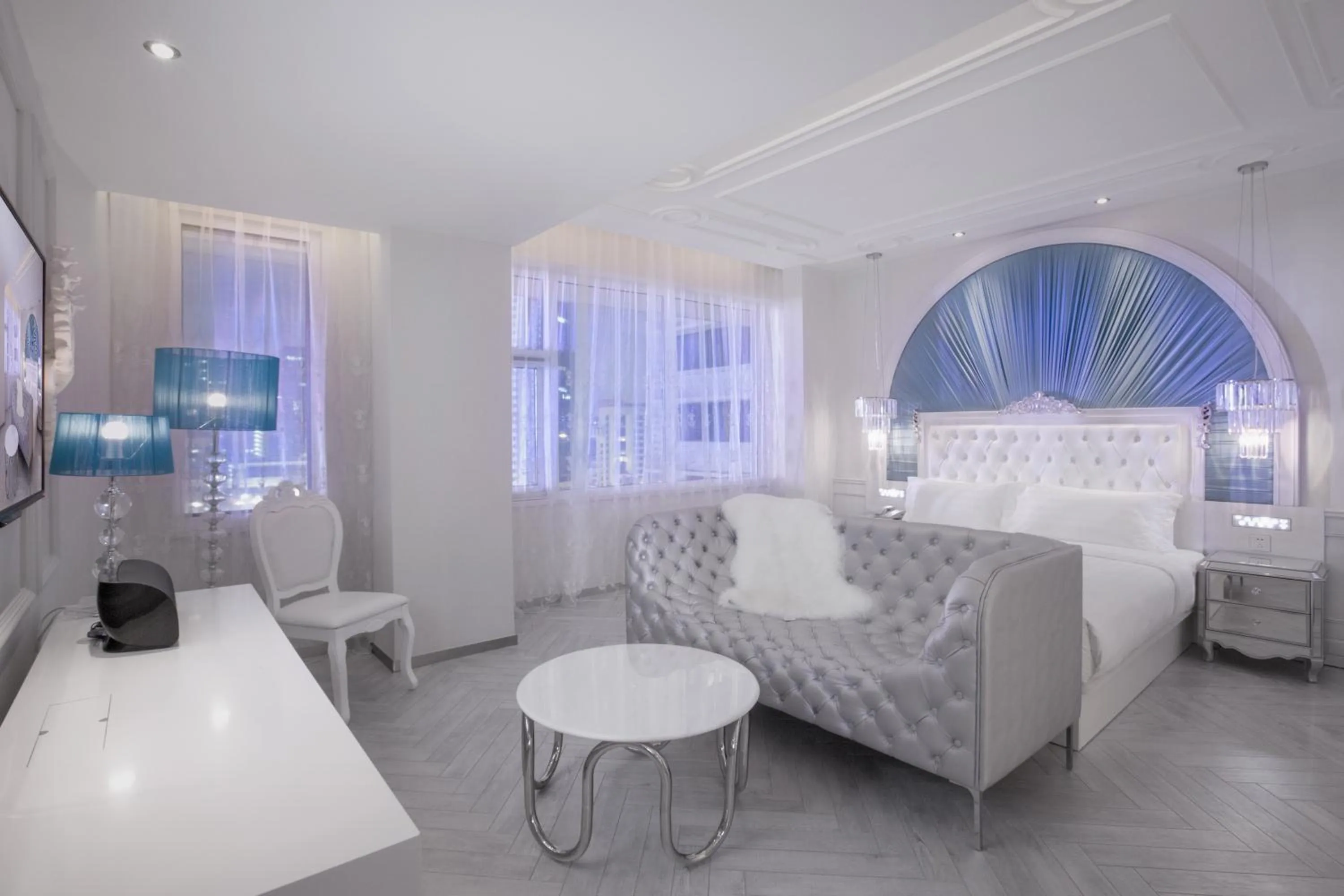 Photo of the whole room, Bed in Crystal Orange Hotel Guangzhou Taojin Branch