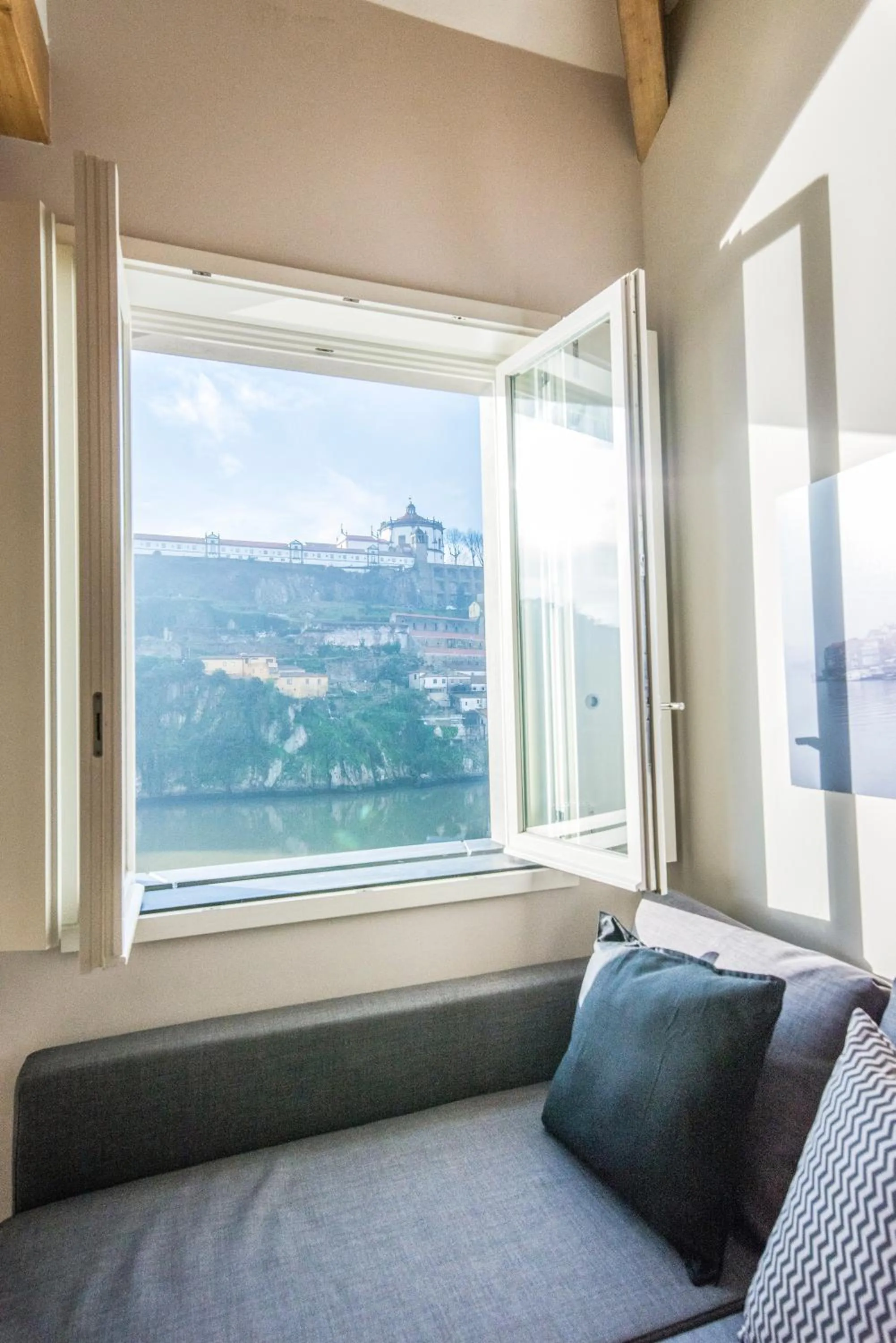 Living room in Oporto Trendy River