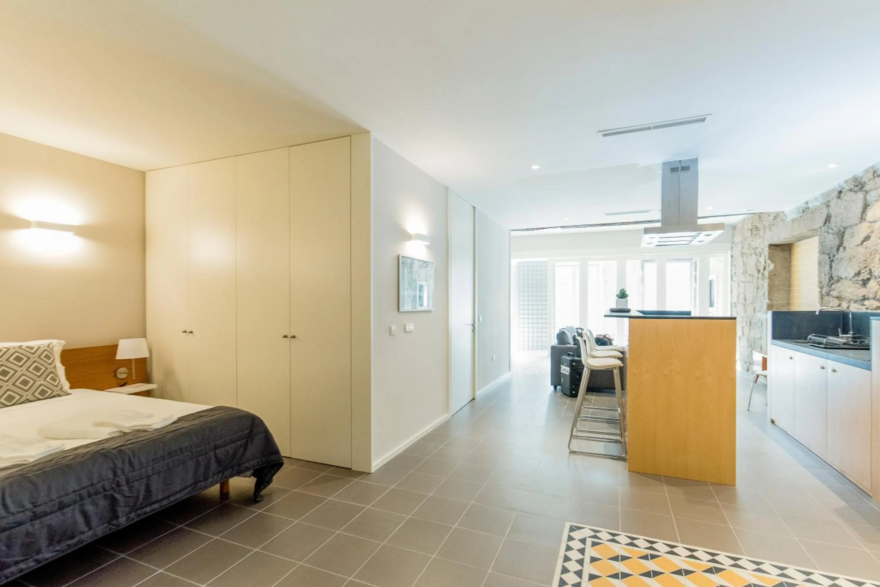 Kitchen or kitchenette, Bed in Oporto Trendy River