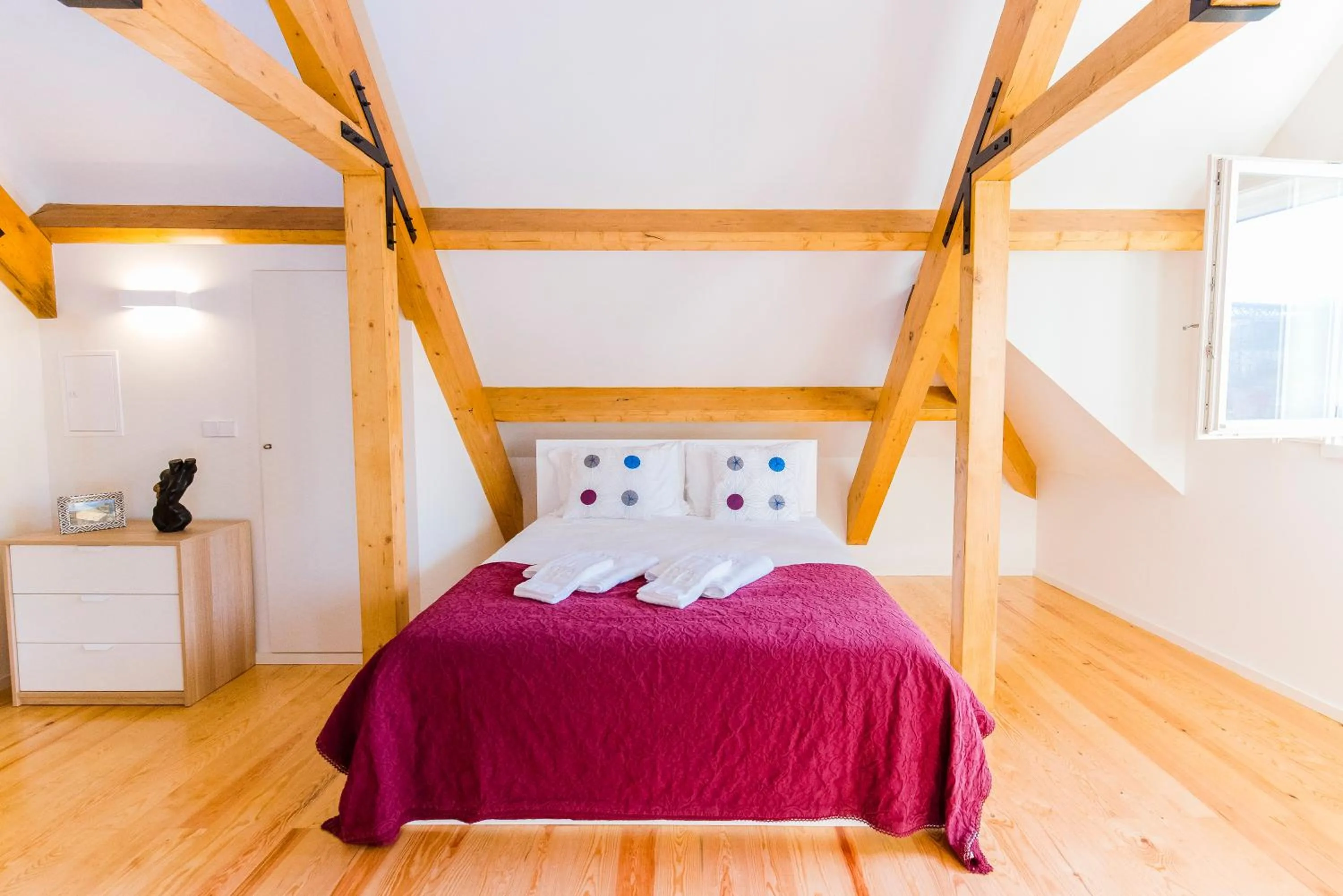 Bed in Oporto Trendy River