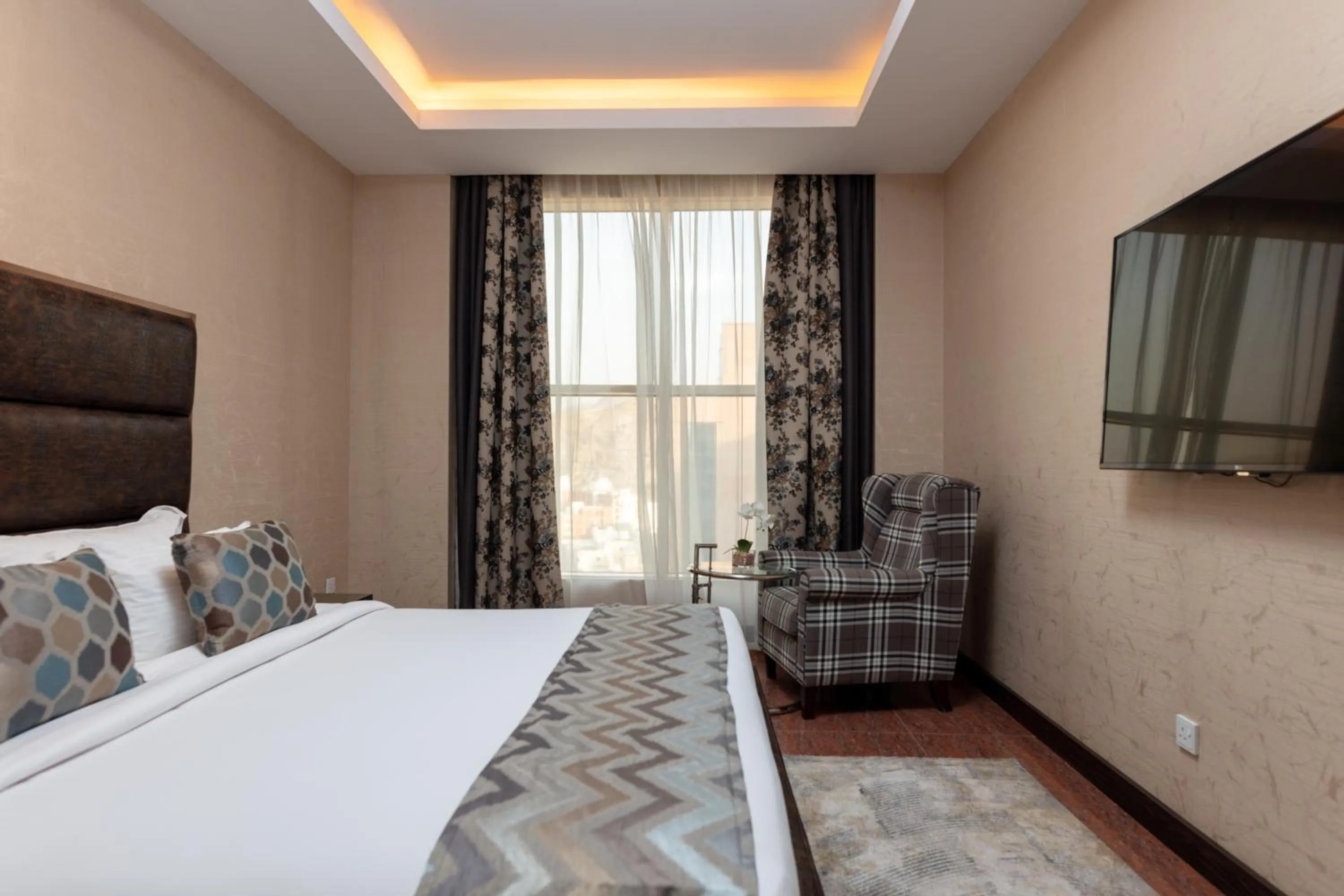 Bedroom, Bed in M Hotel Makkah by Millennium