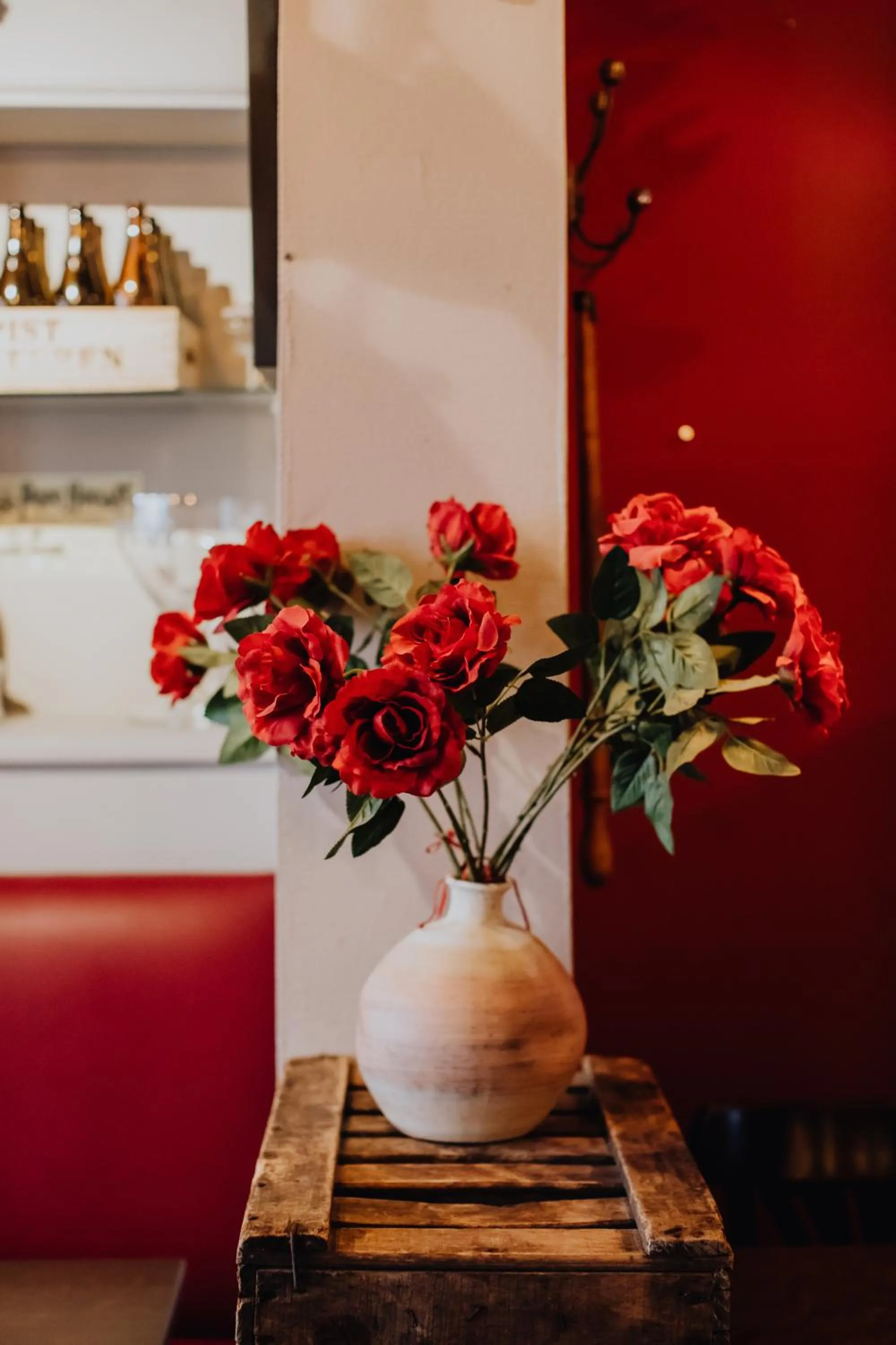 Decorative detail in Hotel Rose Red