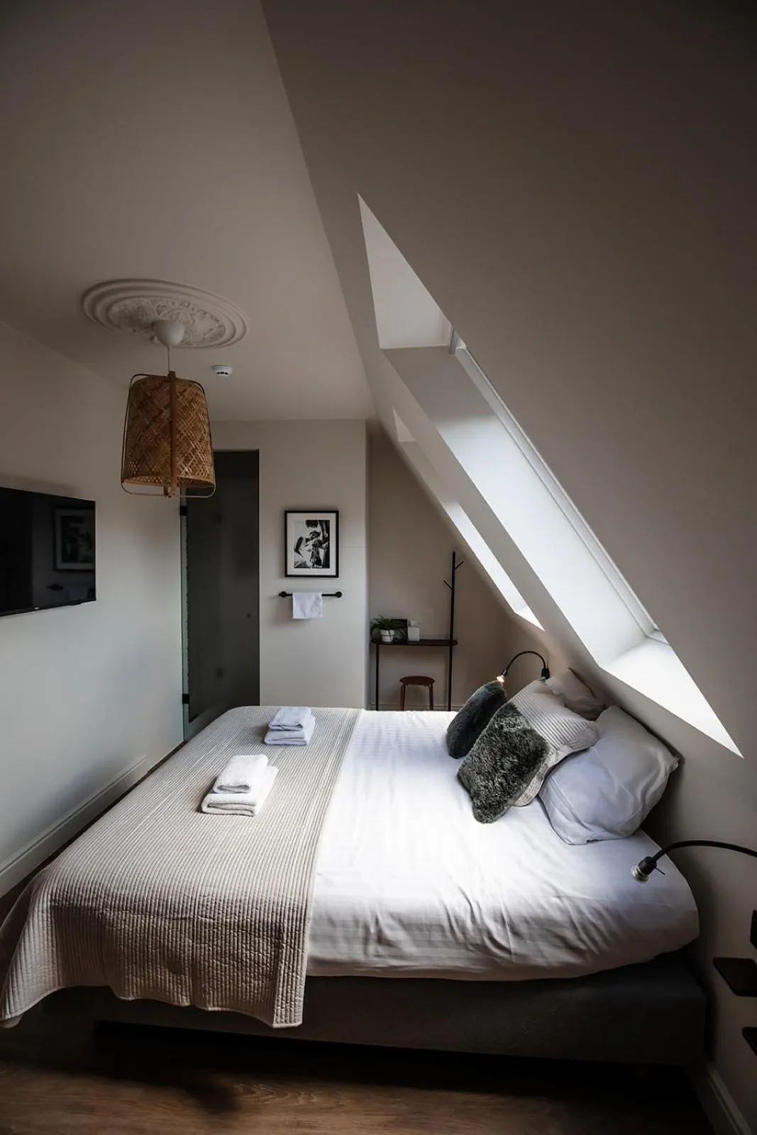 Bedroom, Bed in Hotel Rose Red