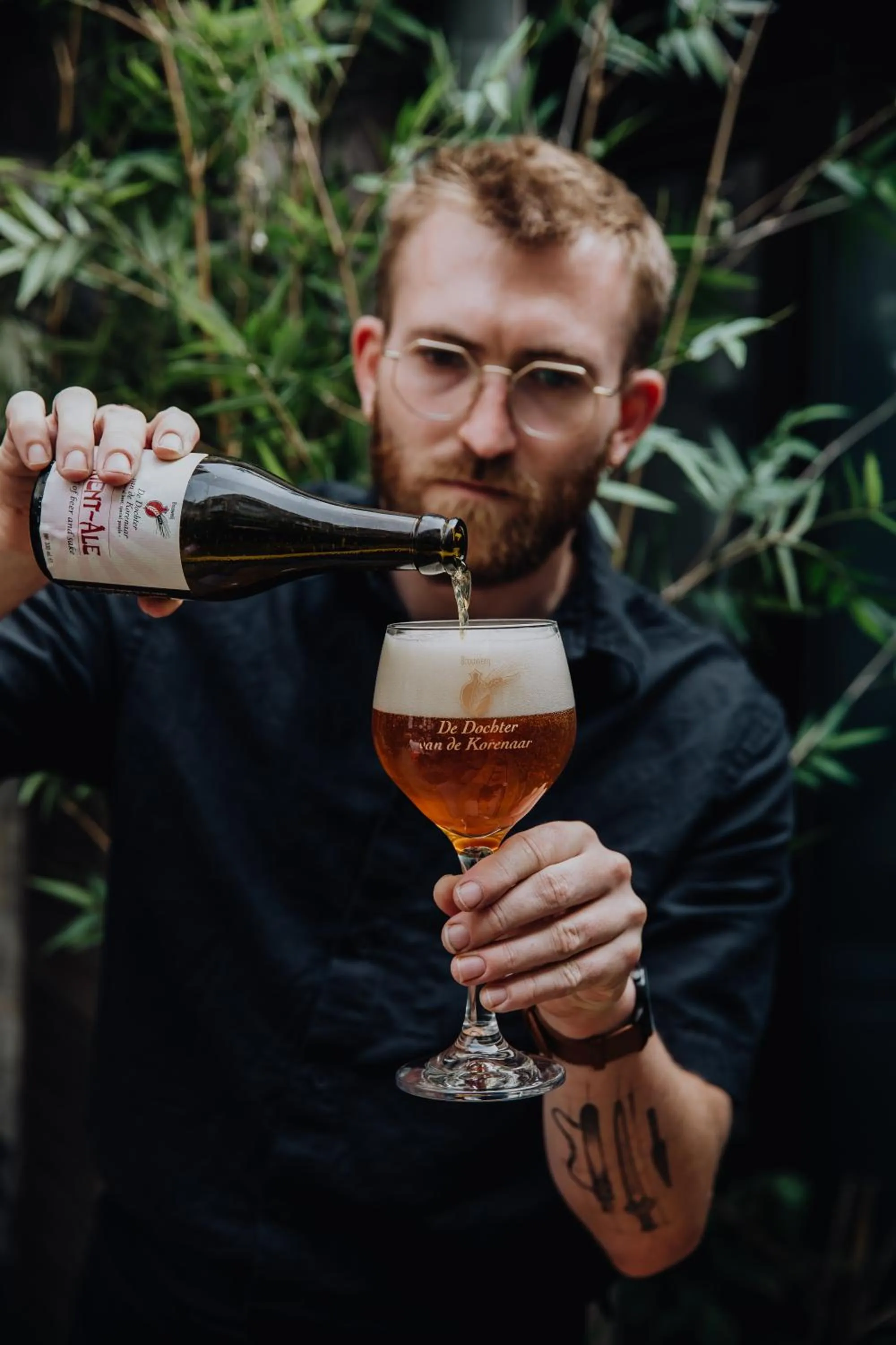 Restaurant/places to eat in Hotel Rose Red