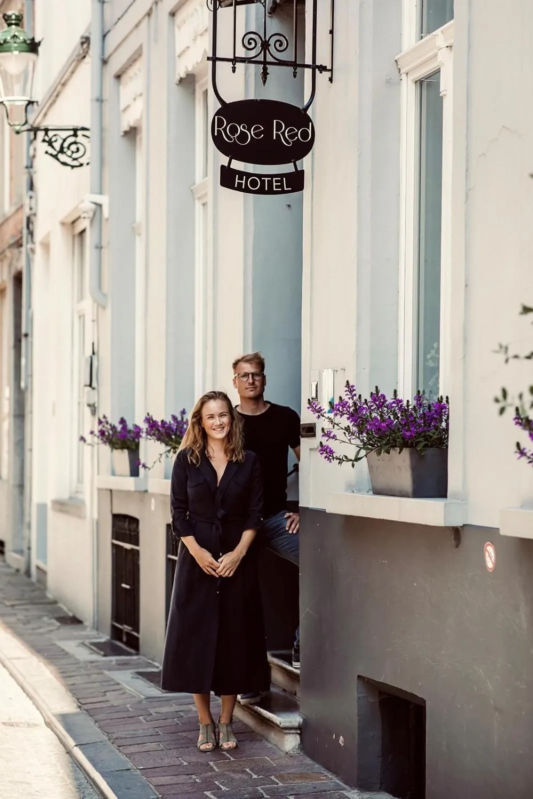 Property building in Hotel Rose Red