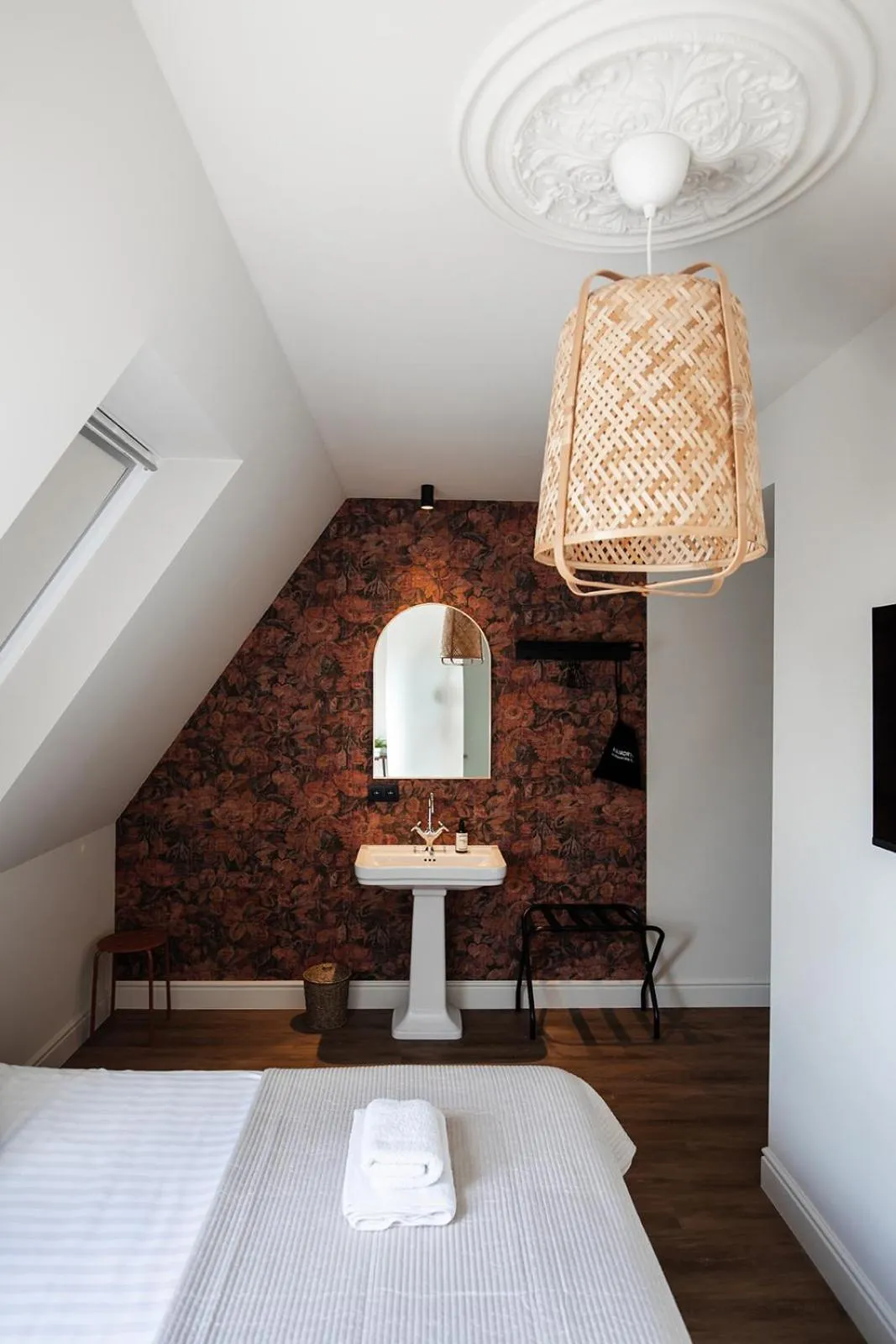 Bedroom, Bed in Hotel Rose Red