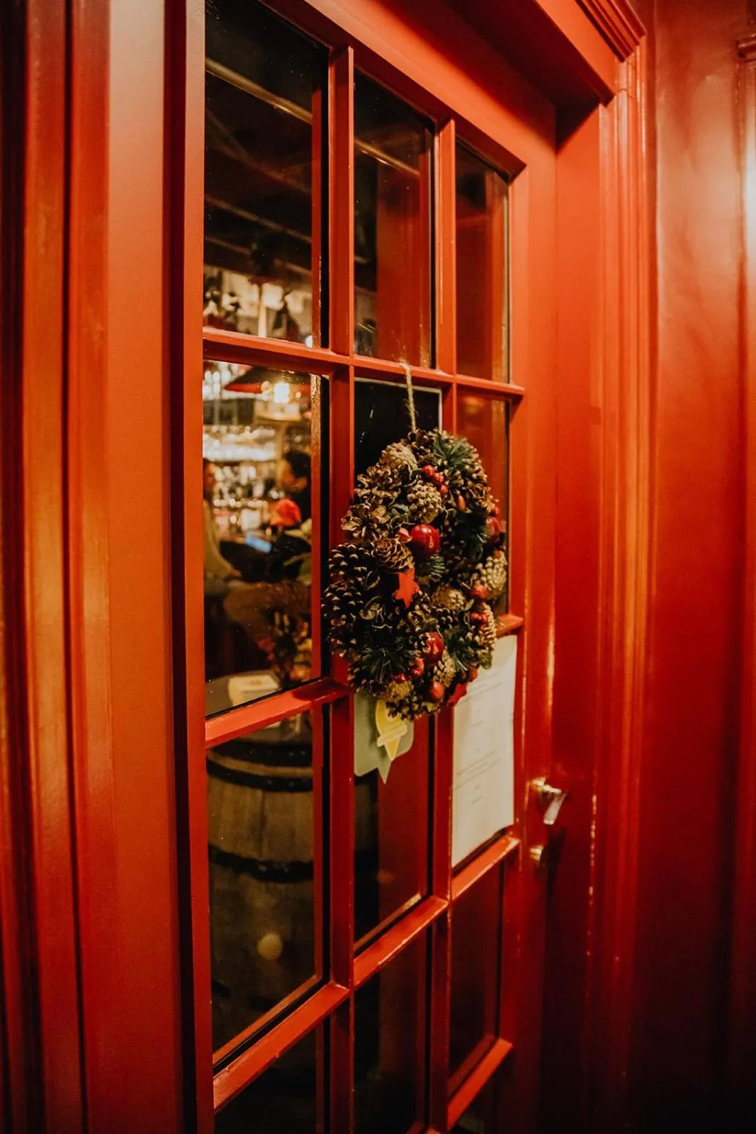 Restaurant/places to eat in Hotel Rose Red