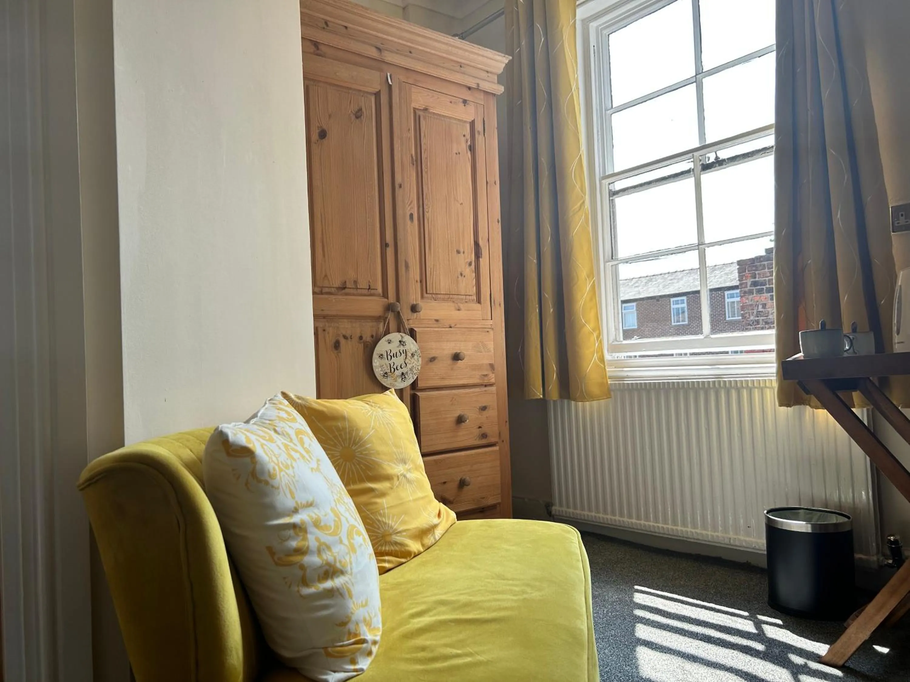 Seating area in Bay Horse