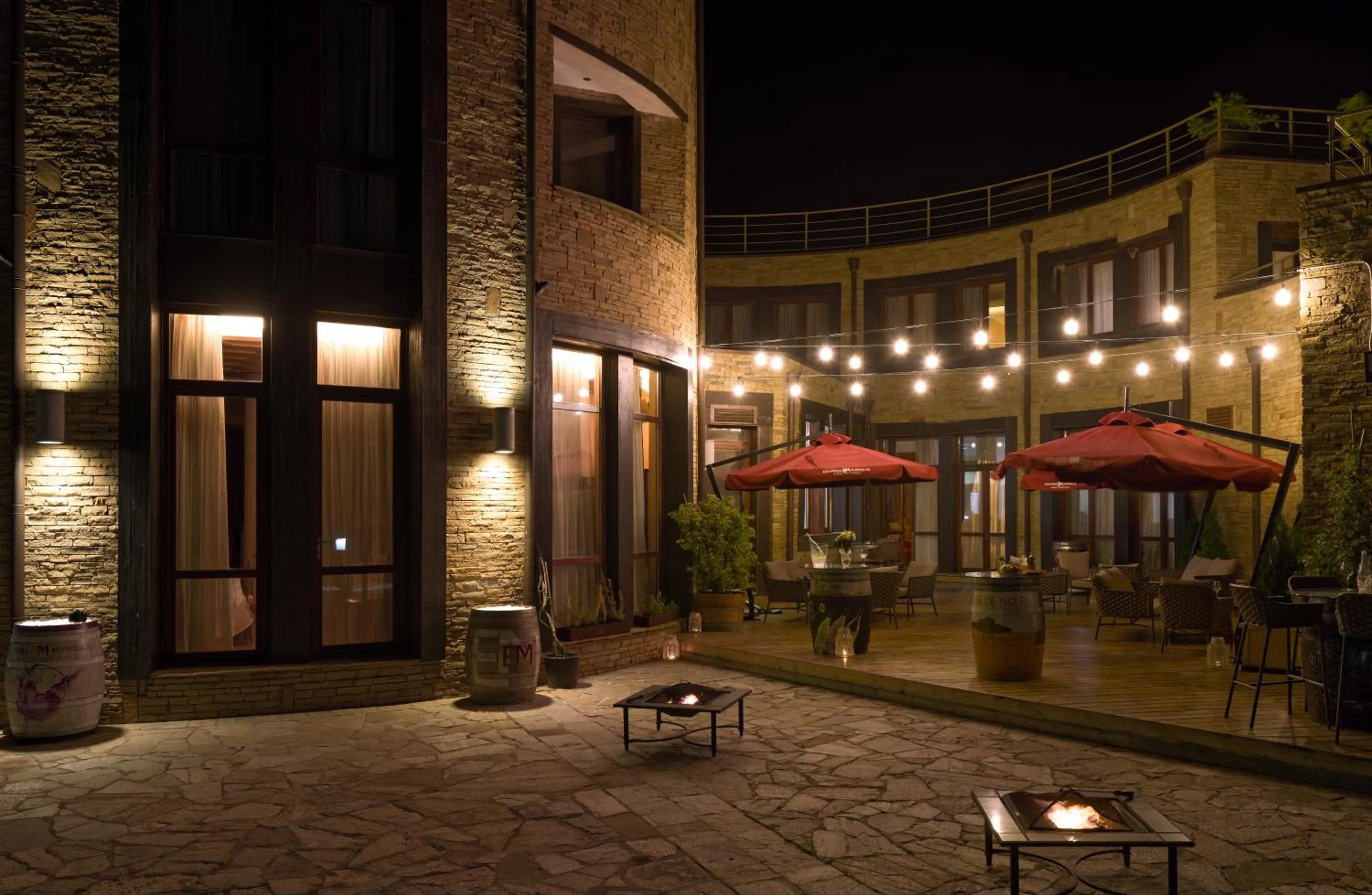 Property building in Hotel Soli Invicto