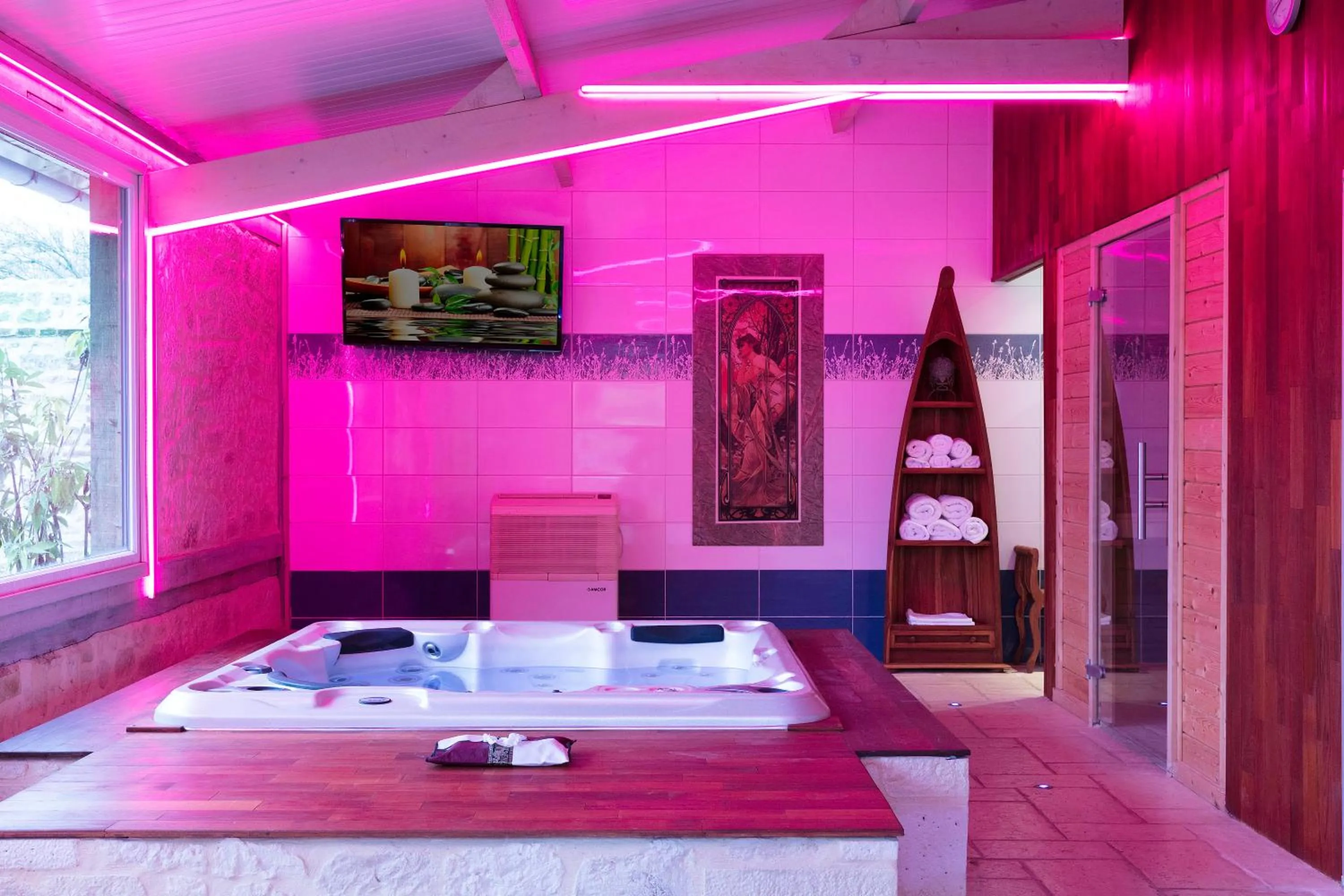 Entertainment in Hôtel L'Ecrin