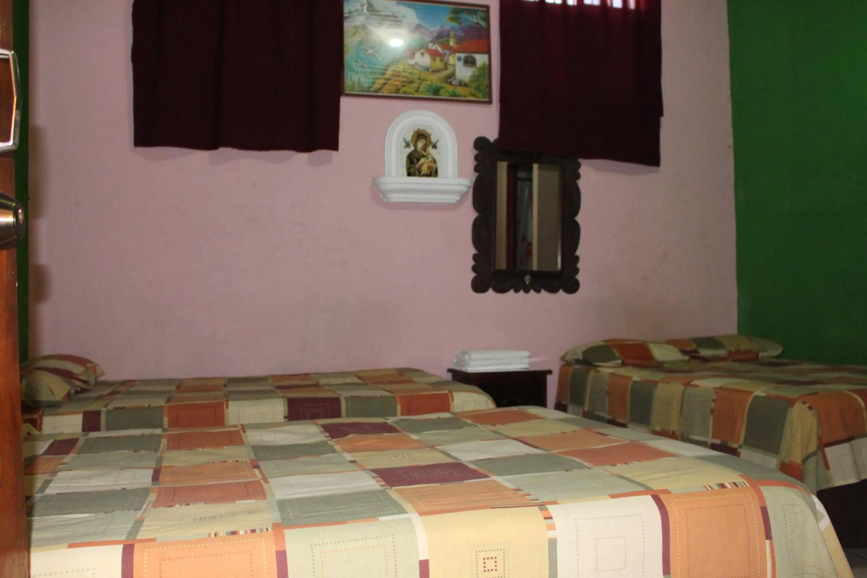 Bed in Hotel Pasadena II