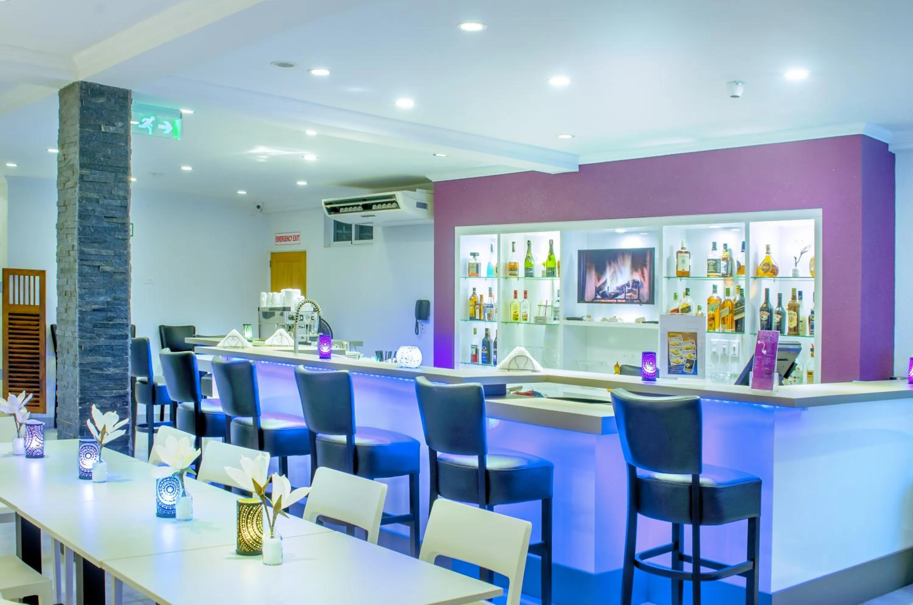 Lounge or bar in Q-Inn Boutique Hotel