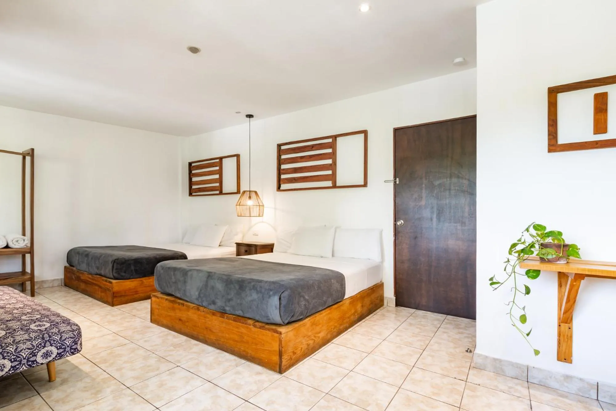 Bed in Cinco Hotel B&B