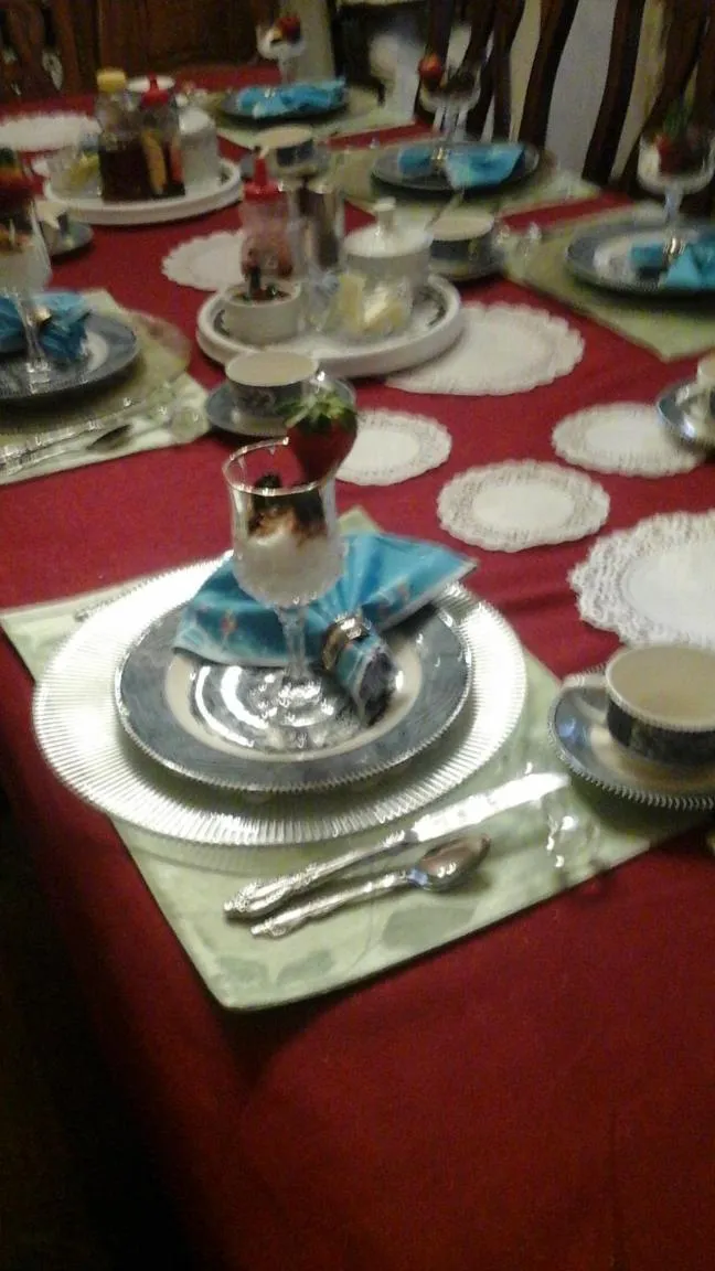 Breakfast in The Silk Pincushion