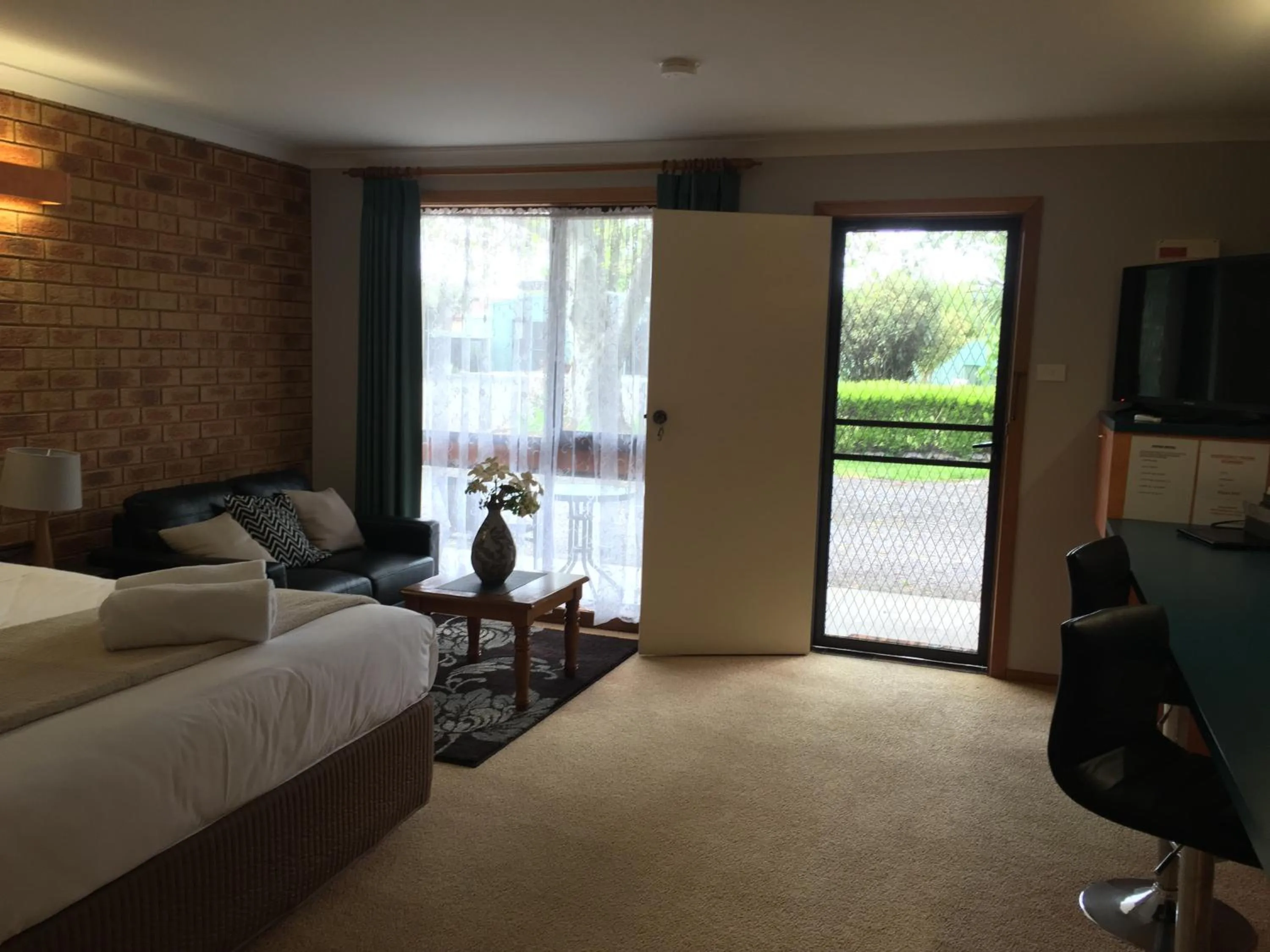 Bedroom in Avoca Motel