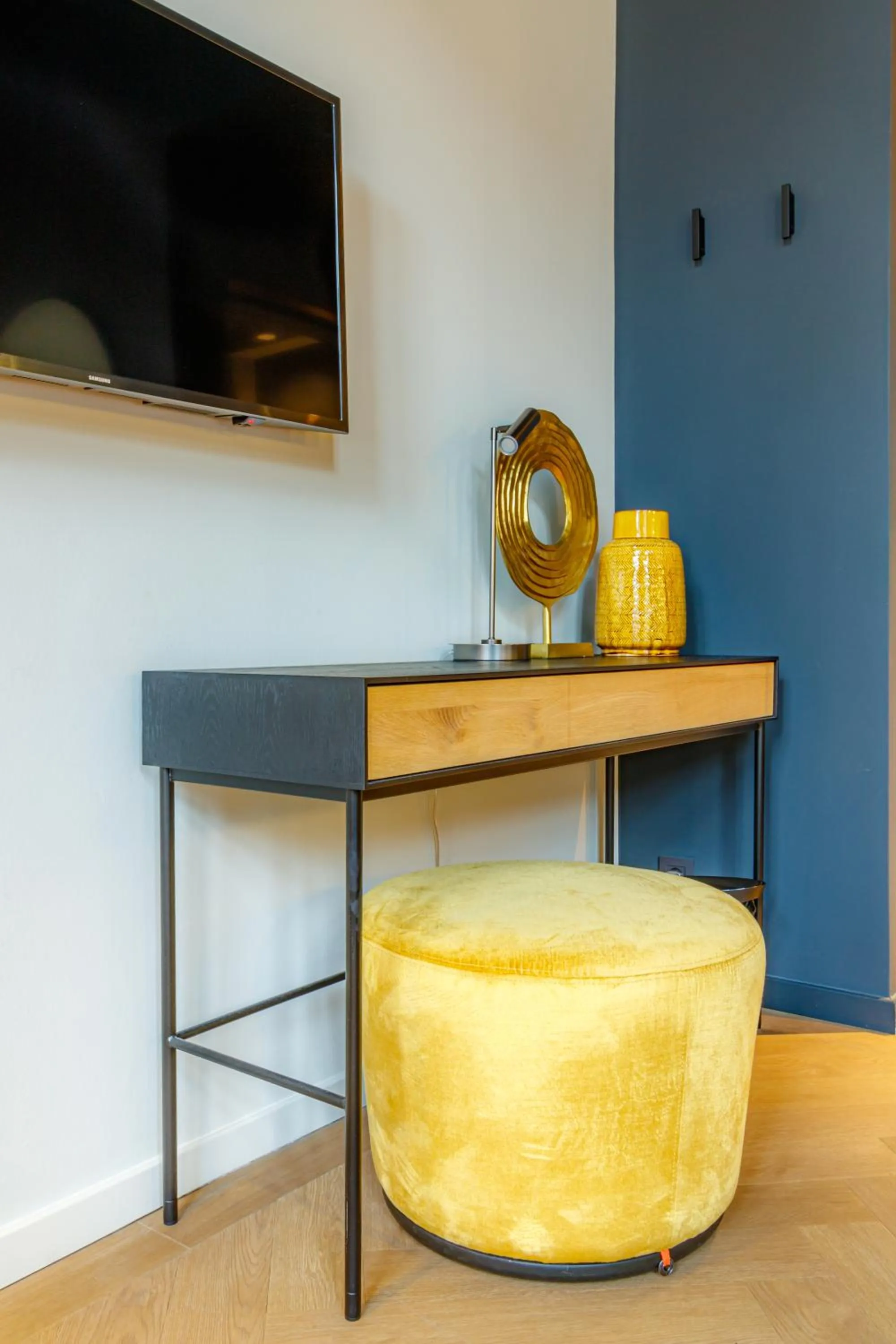 TV and multimedia in Hotel Montanus