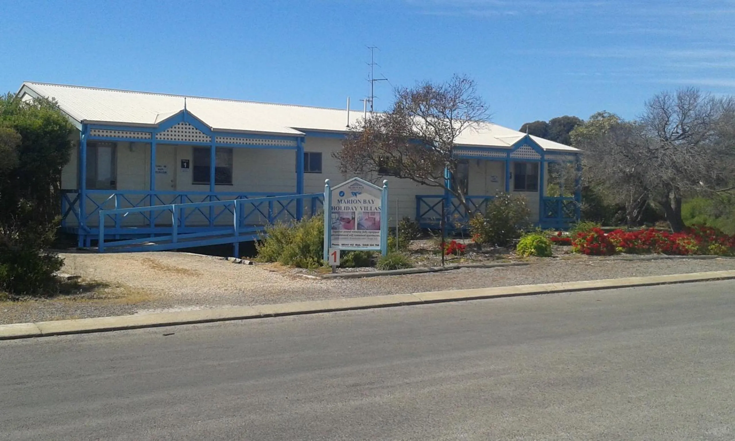 Street view in Marion Bay Holiday Villas