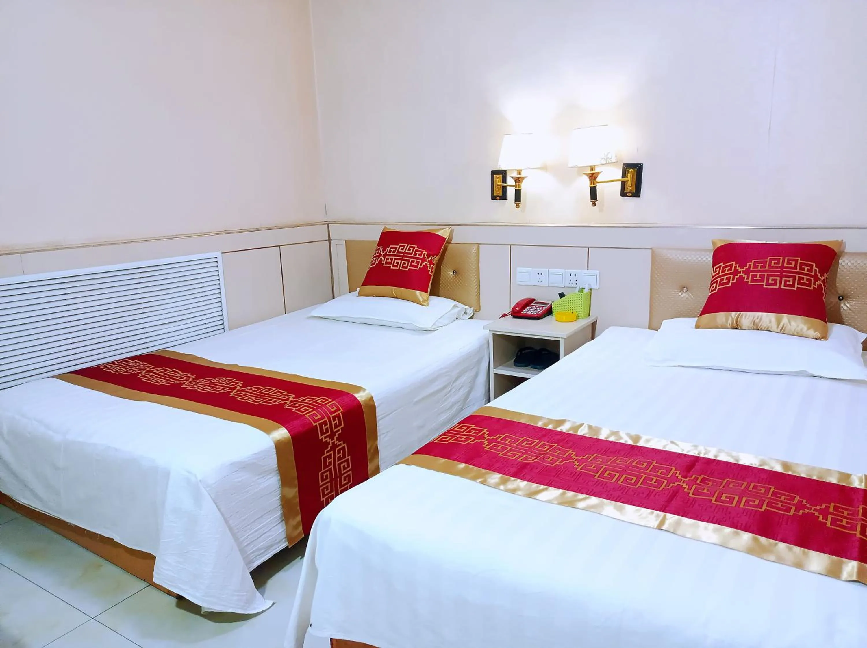 Bed in Qufu Garden Hotel