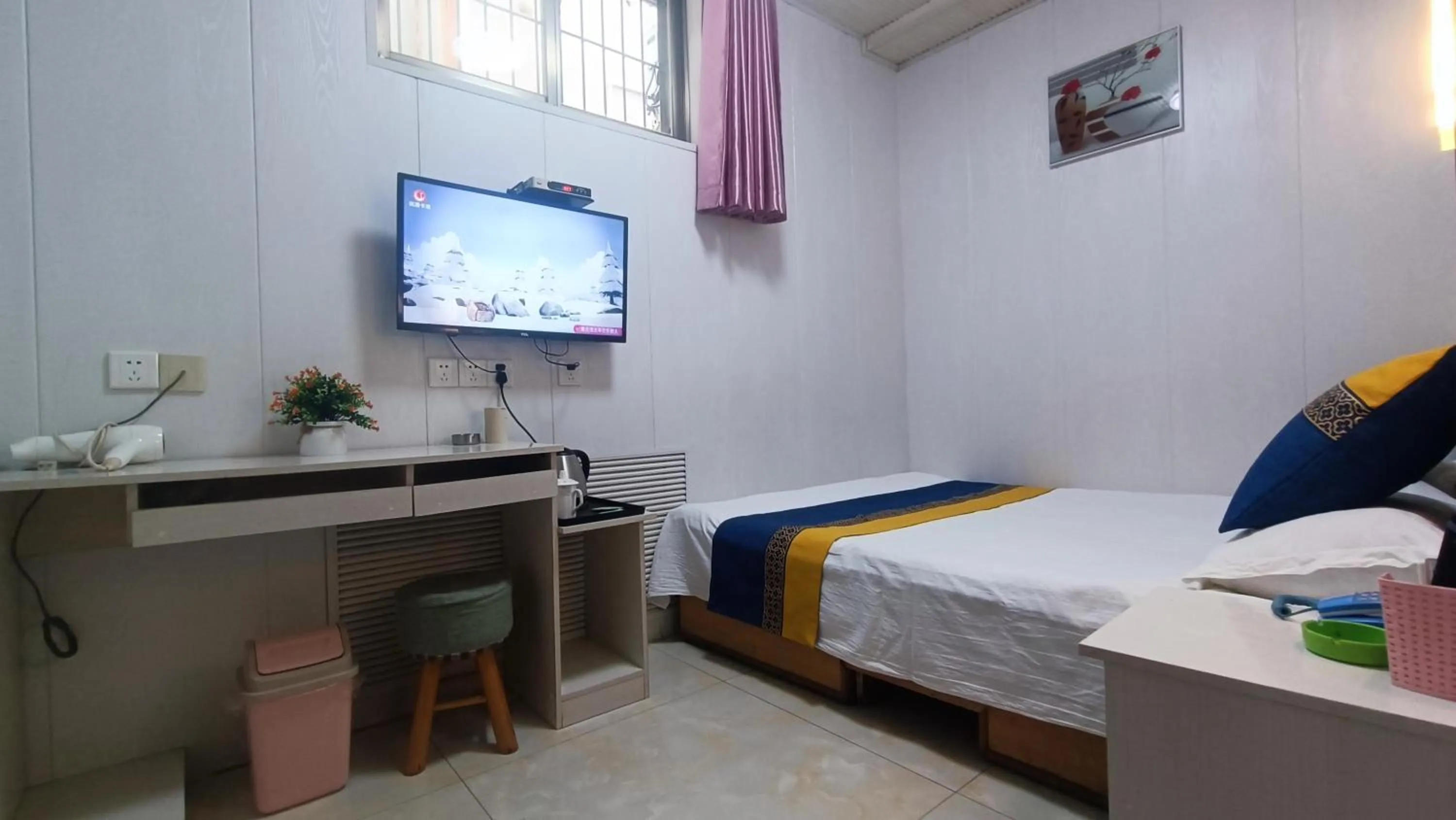 Bedroom, Bed in Qufu Garden Hotel