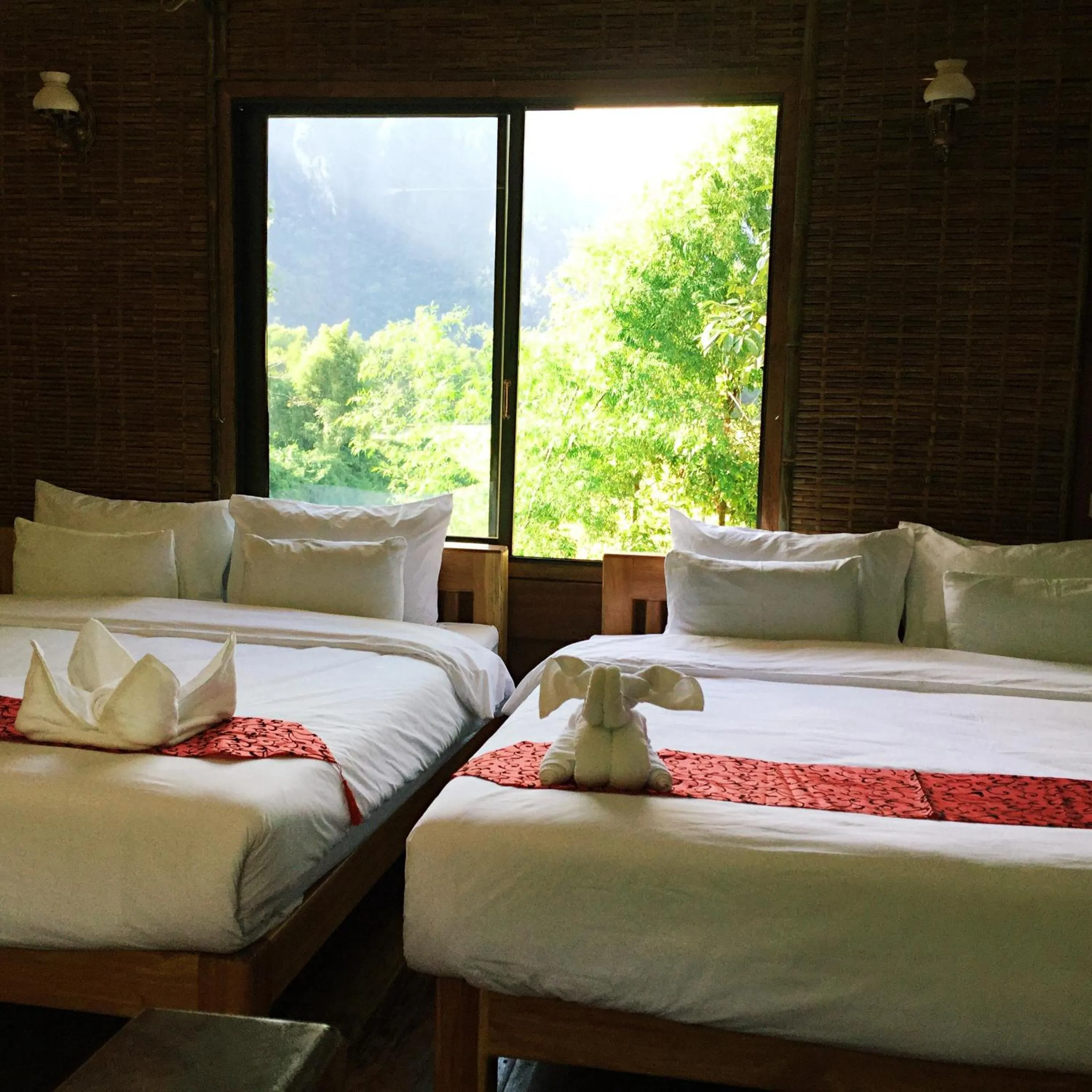 Bedroom, Bed in Phoxay Ngam Resort