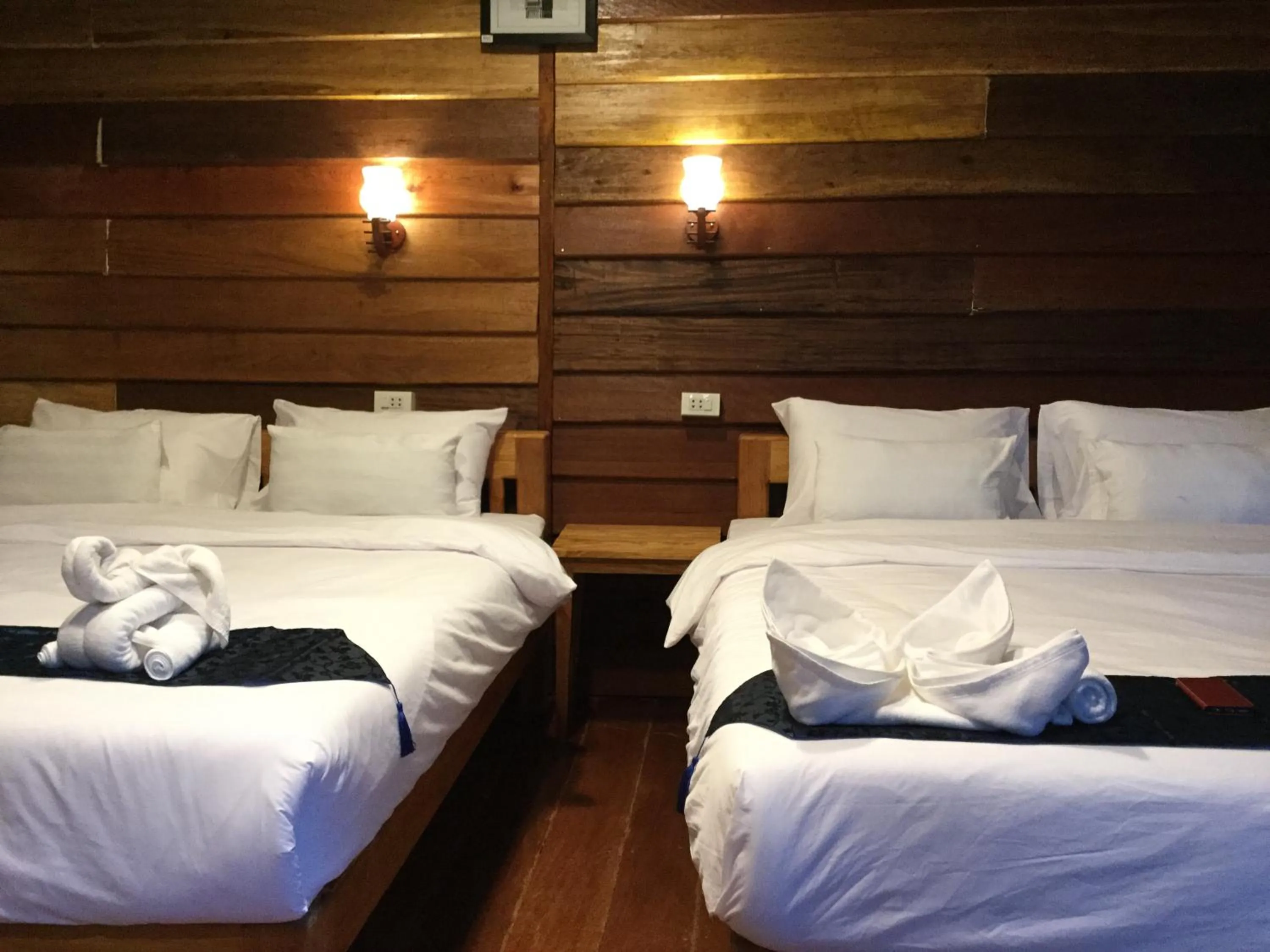 Bedroom, Bed in Phoxay Ngam Resort