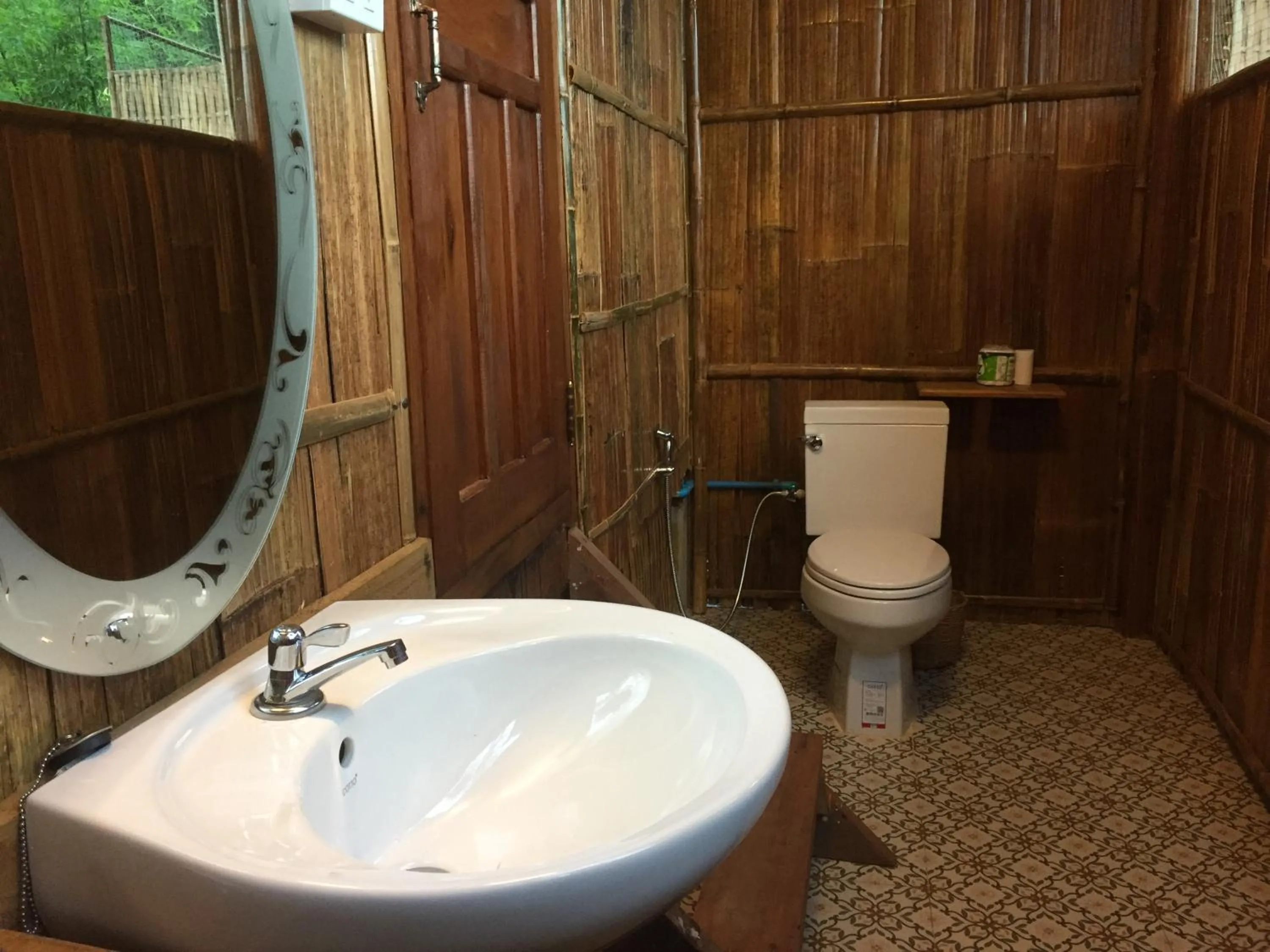 Bathroom in Phoxay Ngam Resort