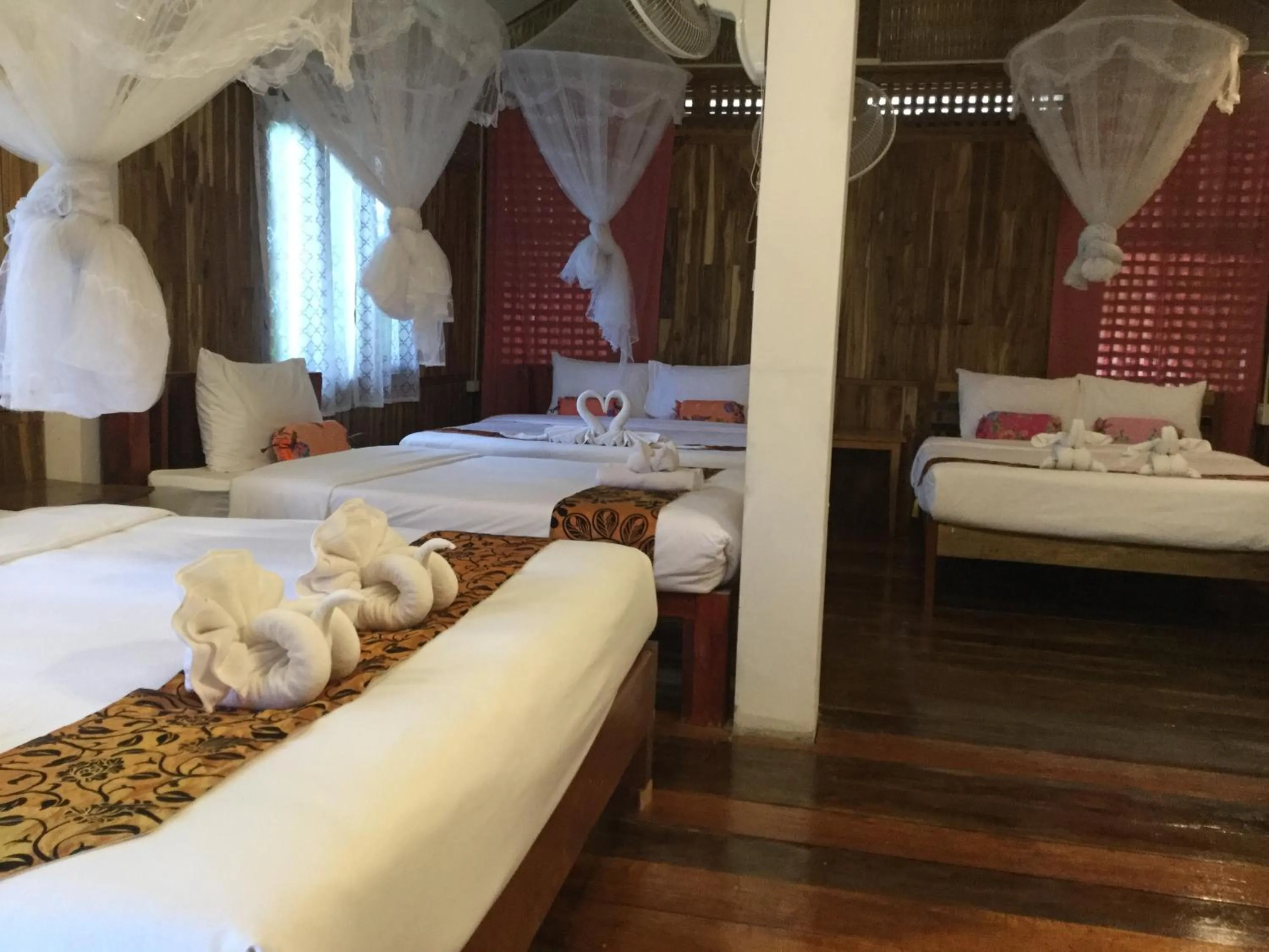 Bedroom, Bed in Phoxay Ngam Resort