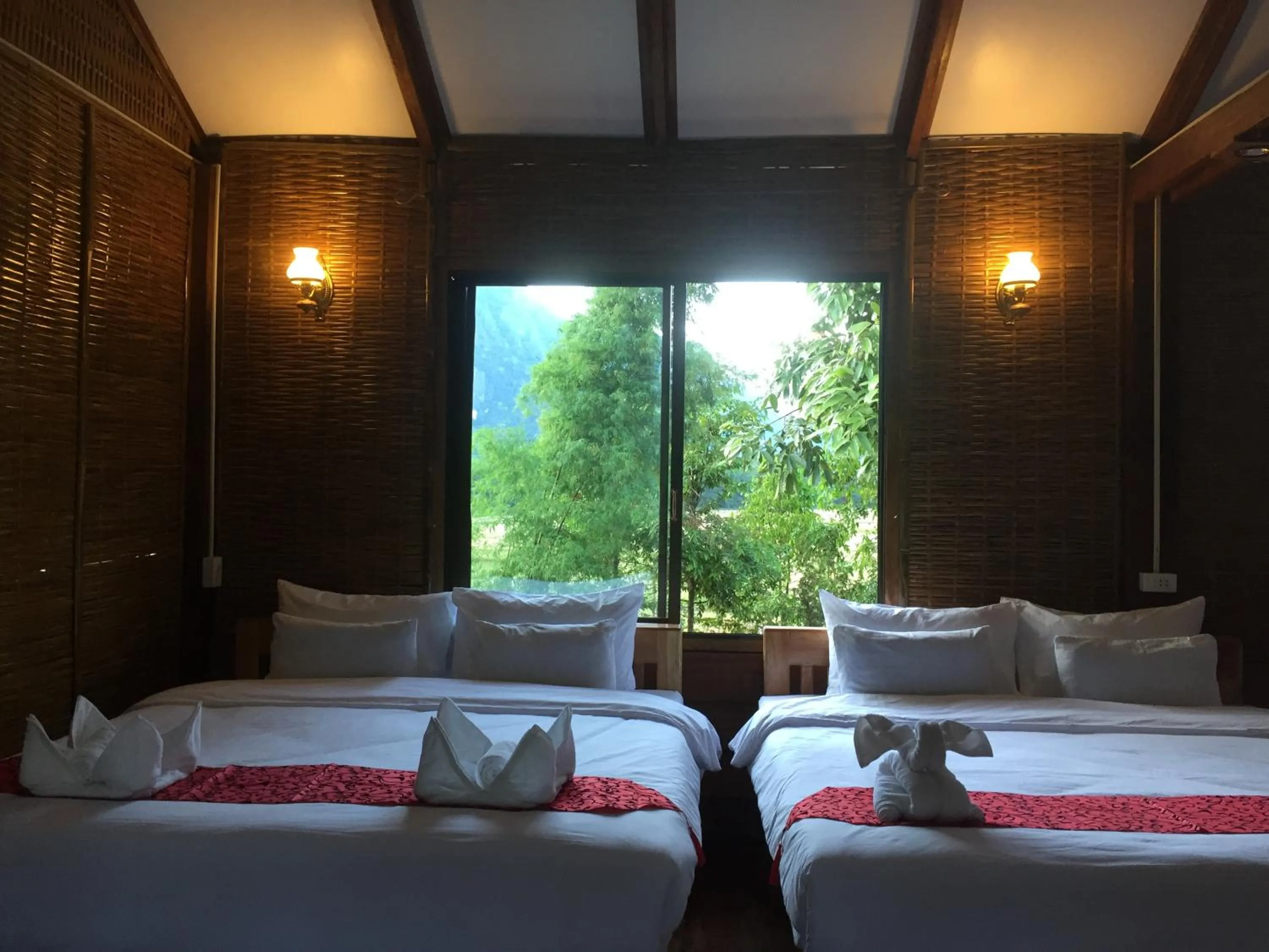 Bedroom, Bed in Phoxay Ngam Resort