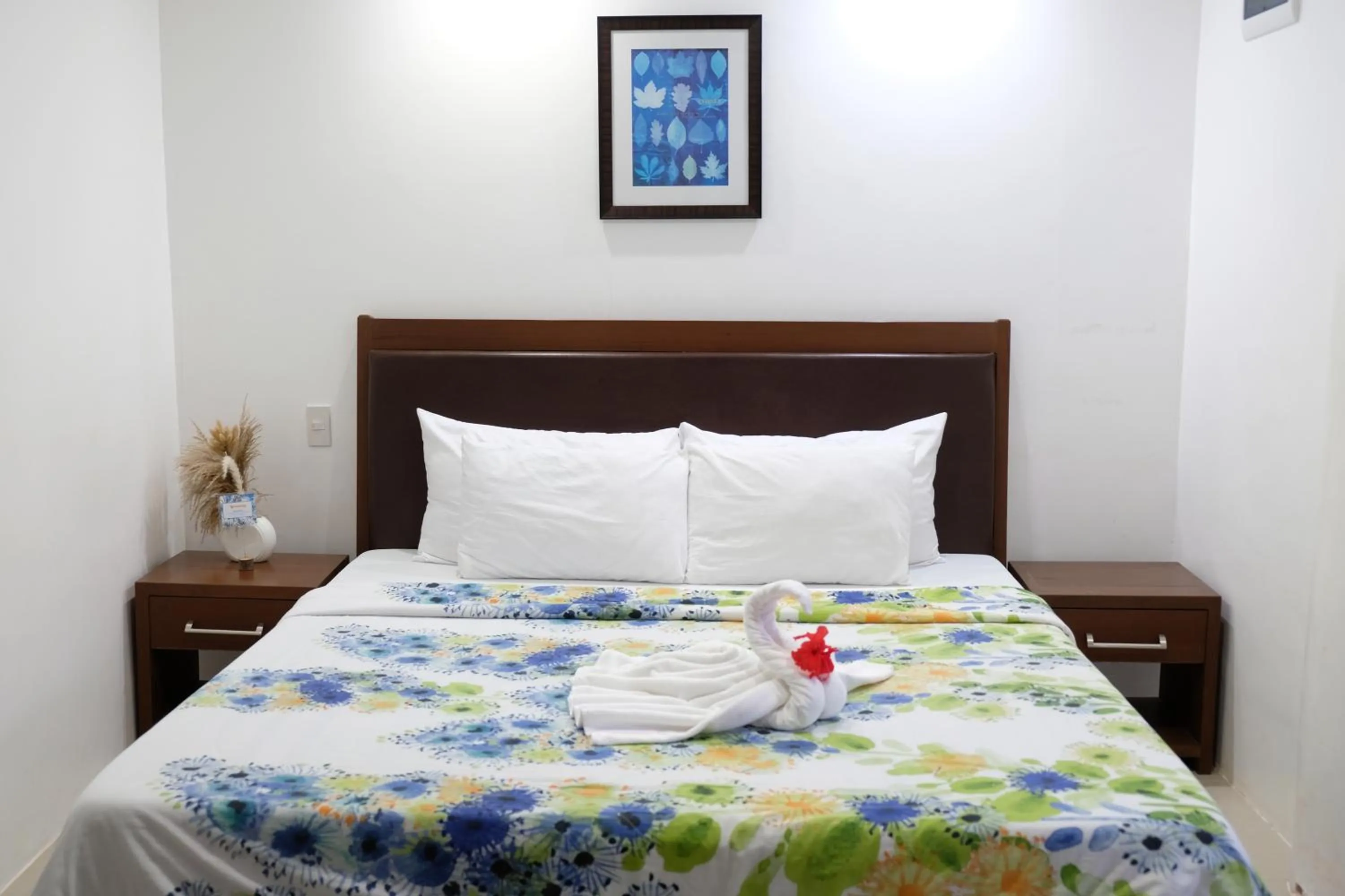 Bedroom, Bed in Sundown Resort & Austrian Pension House