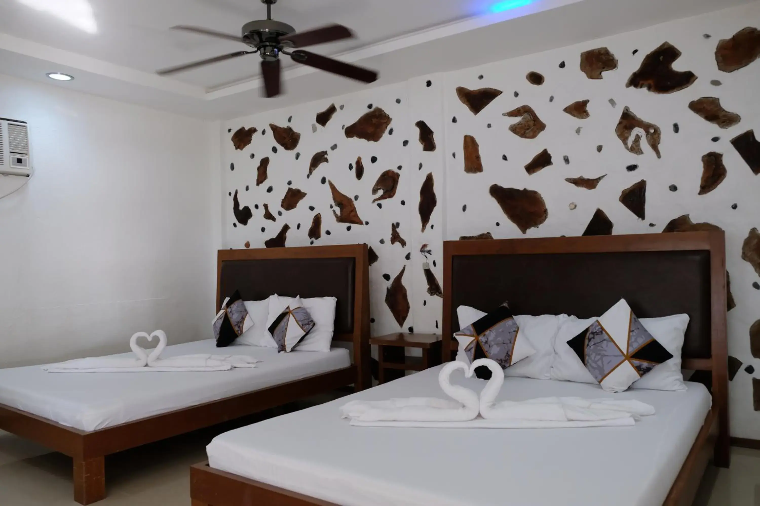 Sundown Resort & Austrian Pension House Sundown Resort & Austrian Pension House