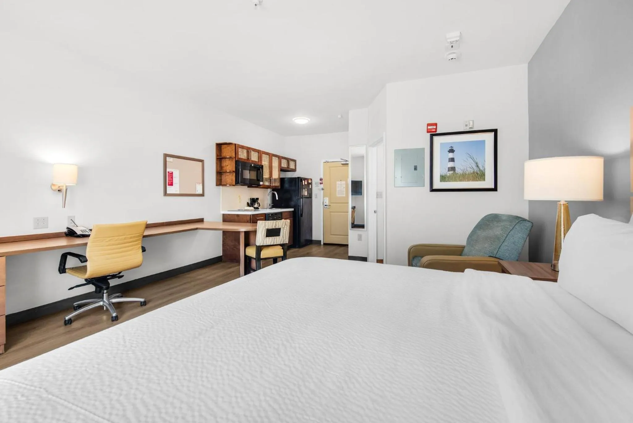 Photo of the whole room, Bed in Candlewood Suites - Pensacola - University Area by IHG