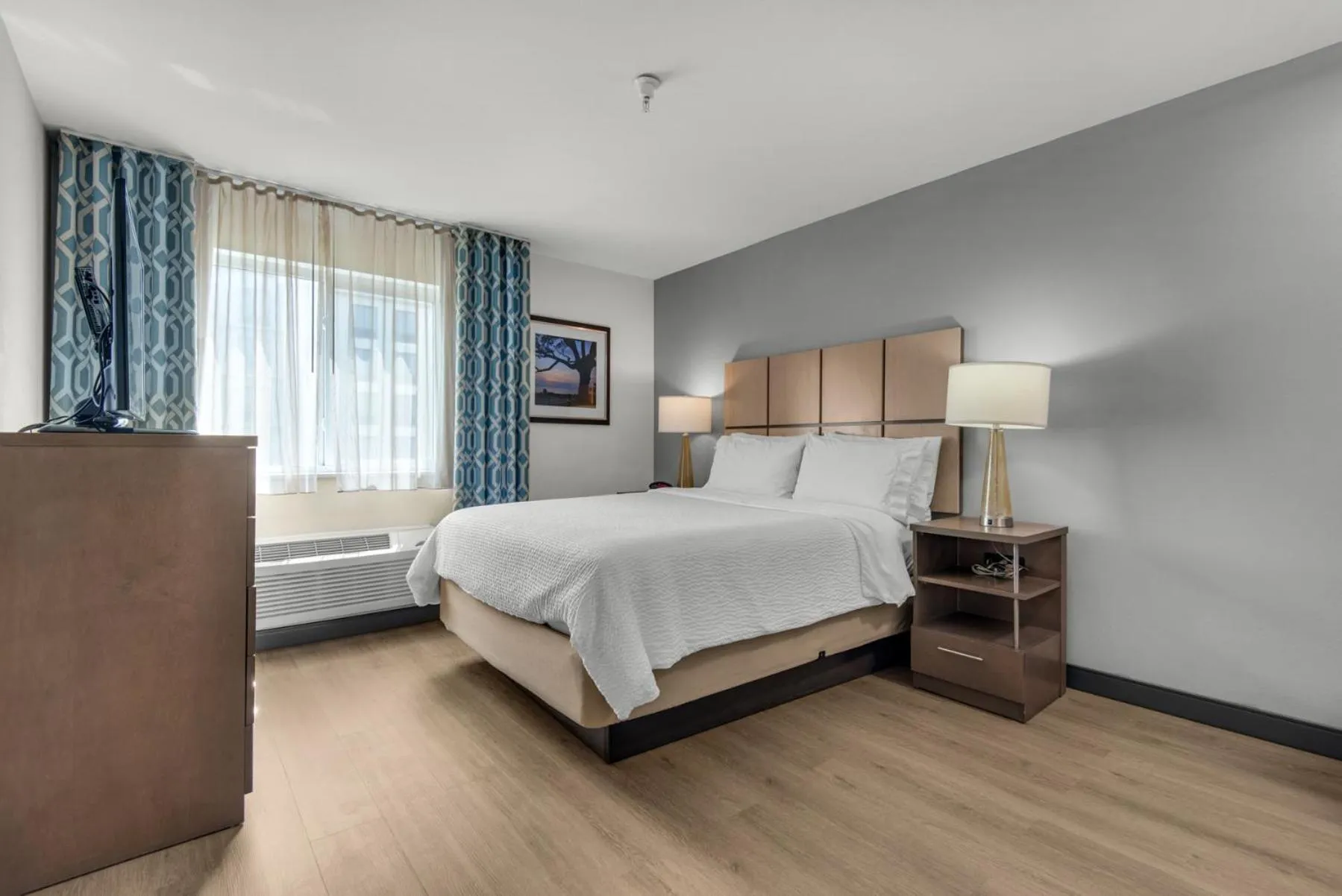 Bed in Candlewood Suites - Pensacola - University Area by IHG